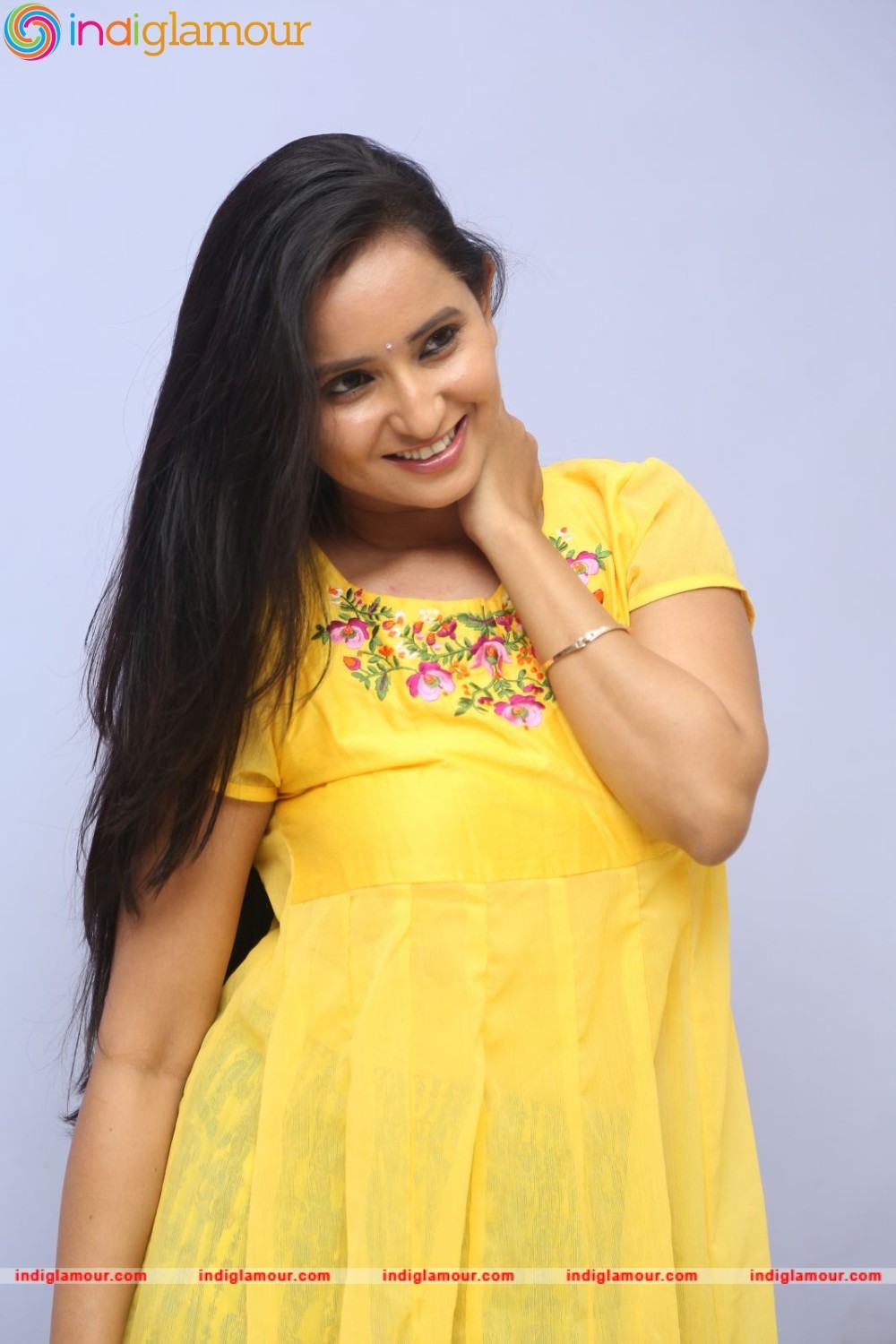 Ishika Singh Actress hd photo
