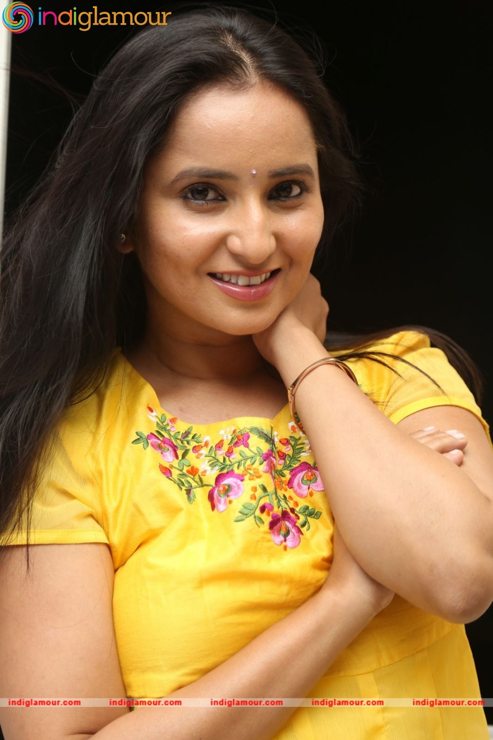 Ishika Singh Actress hd photo