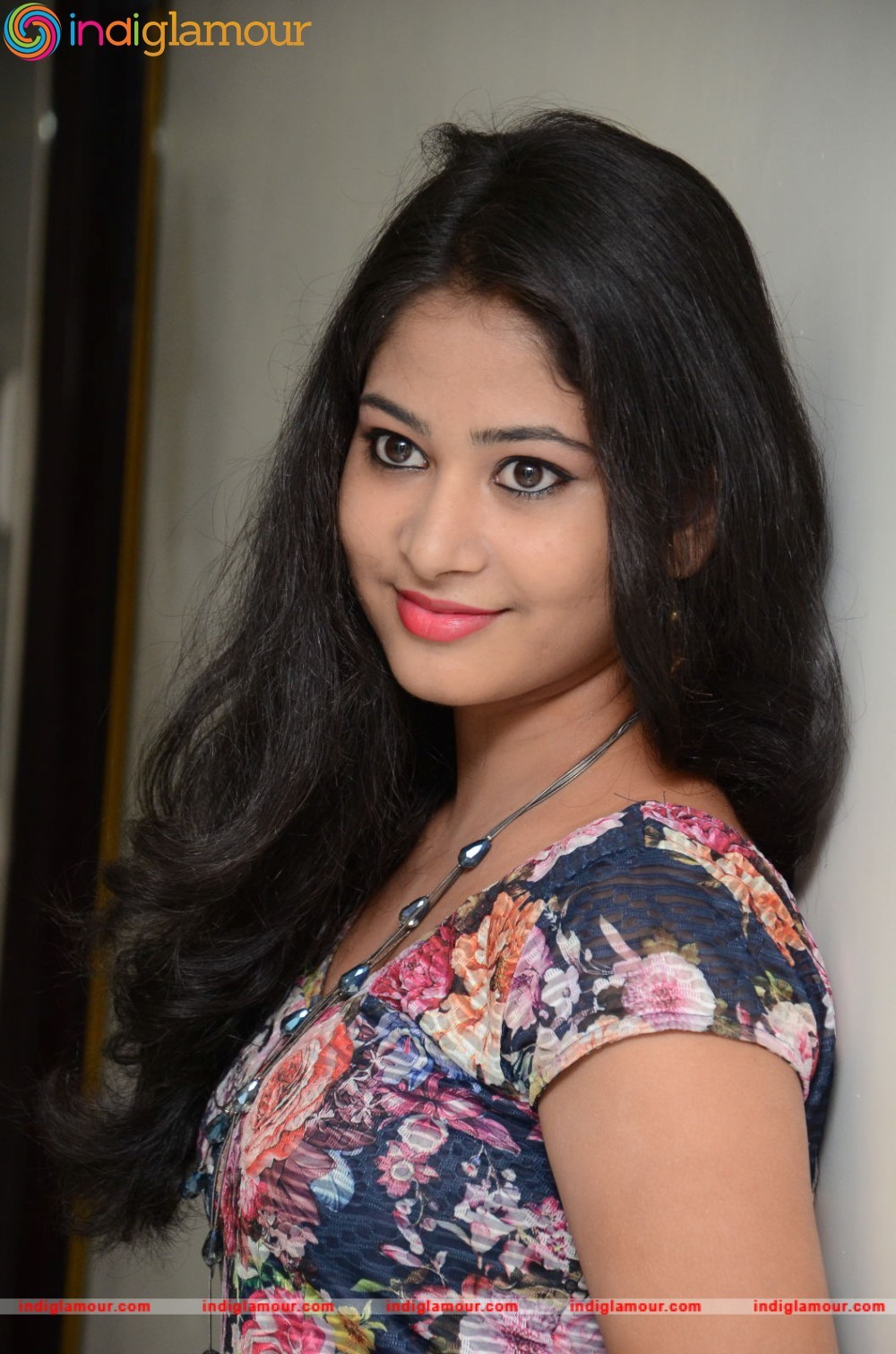 Chinmayi Actress hd photo