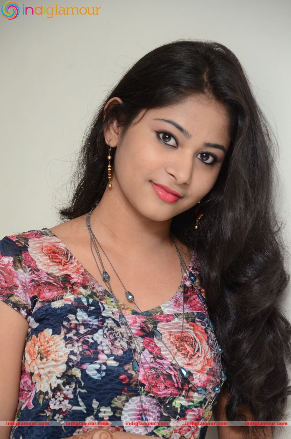 Chinmayi Actress hd photo
