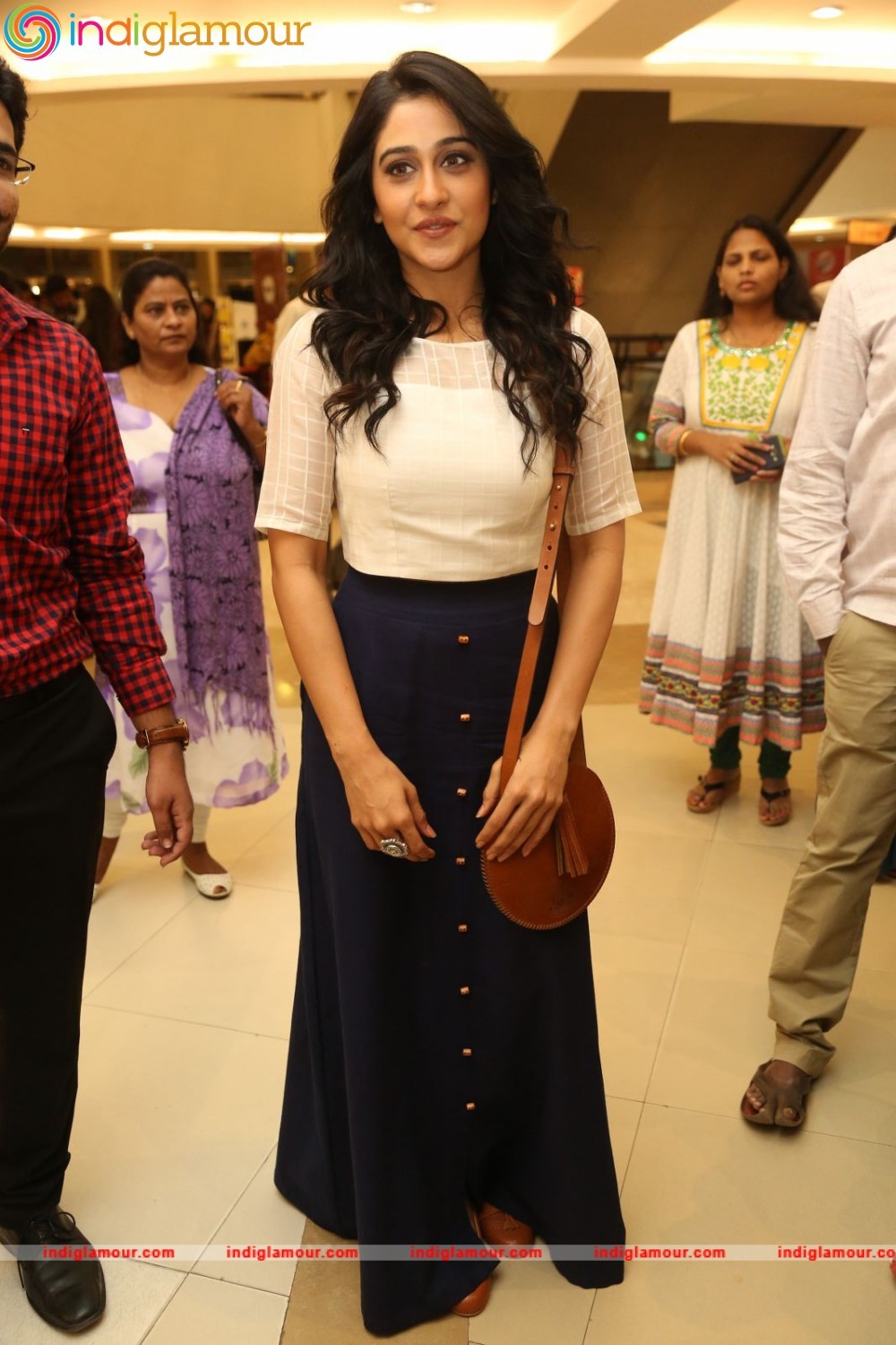 Regina Cassandra Actress hd photo