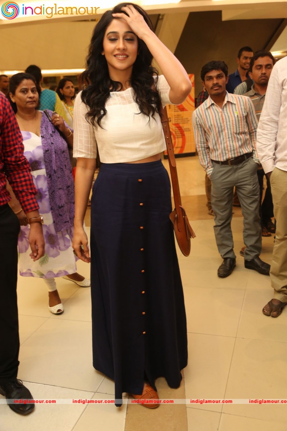 Regina Cassandra Actress hd photo