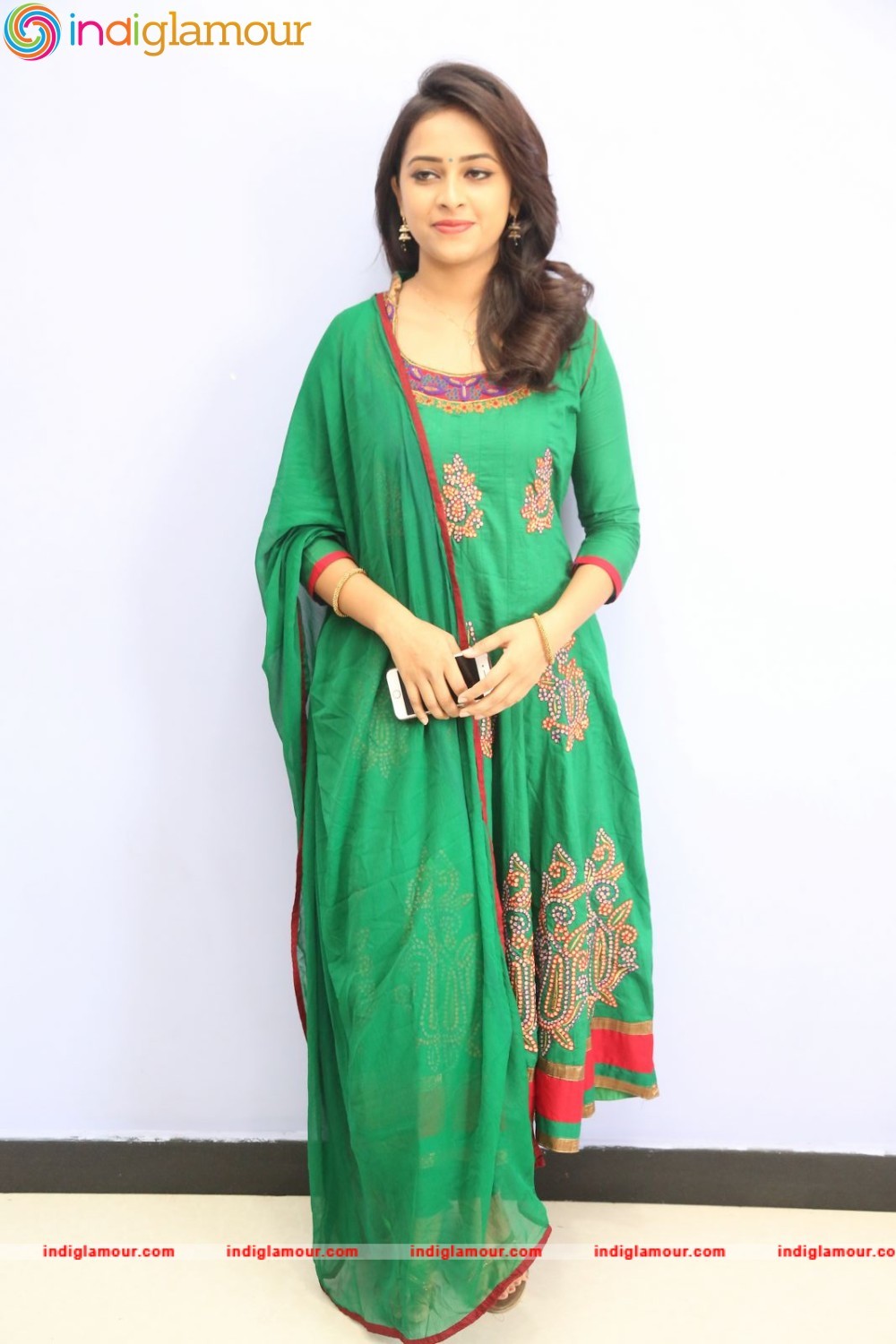 Sri Divya Actress hd photo