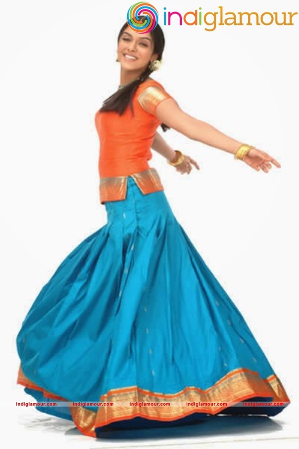 Asin Actress hd photo