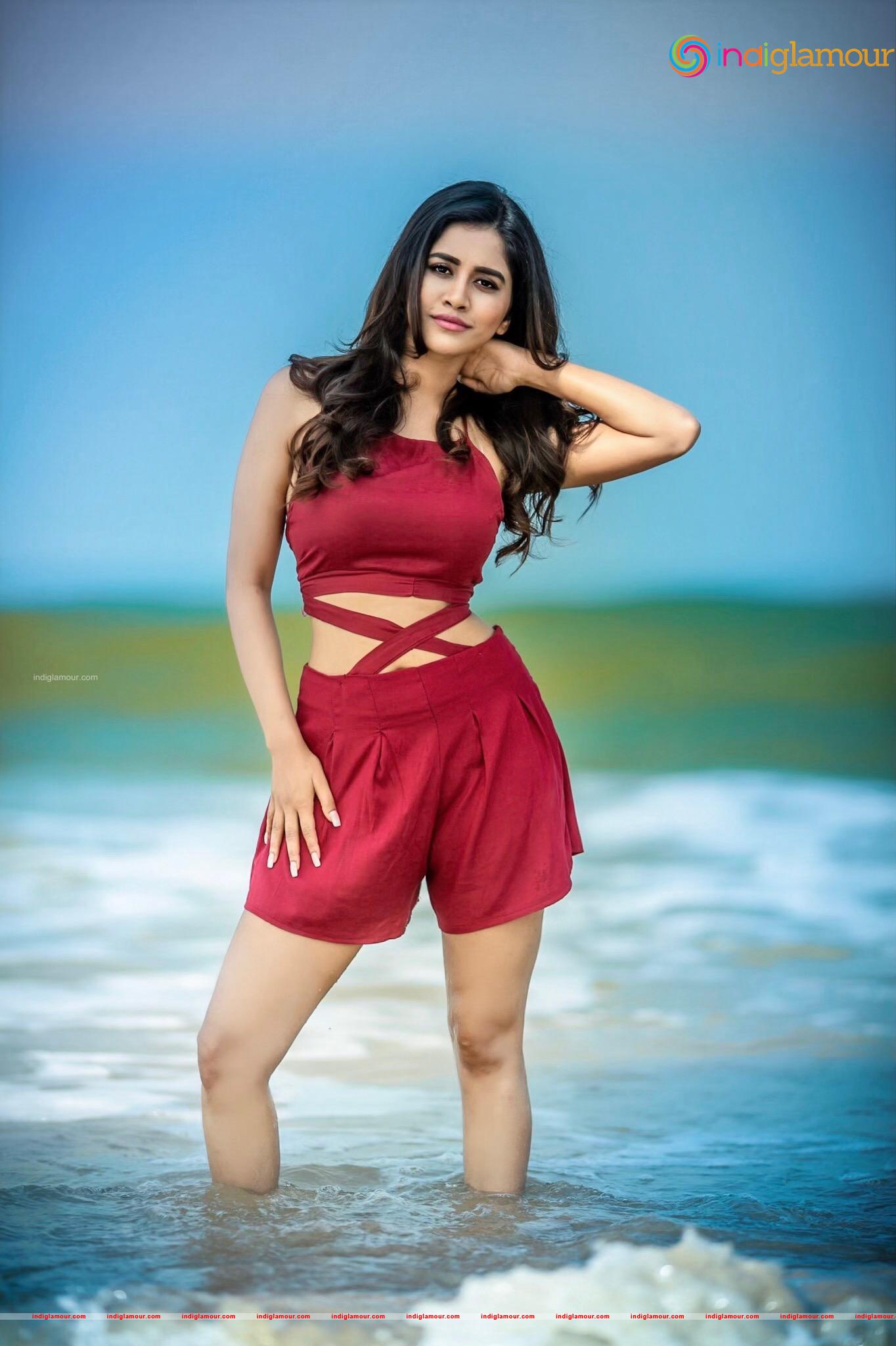 Nabha Natesh Actress hd photo