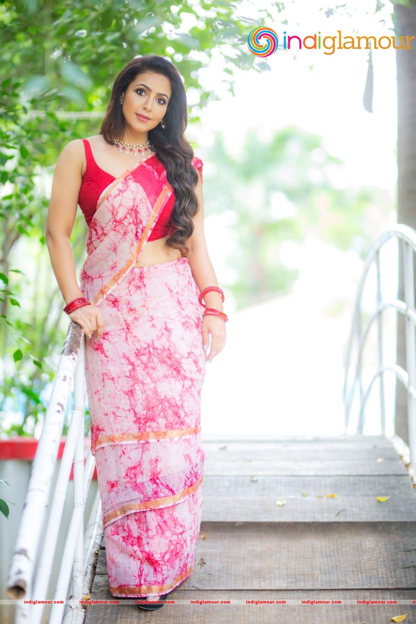 Nandini Rai Actress hd photo