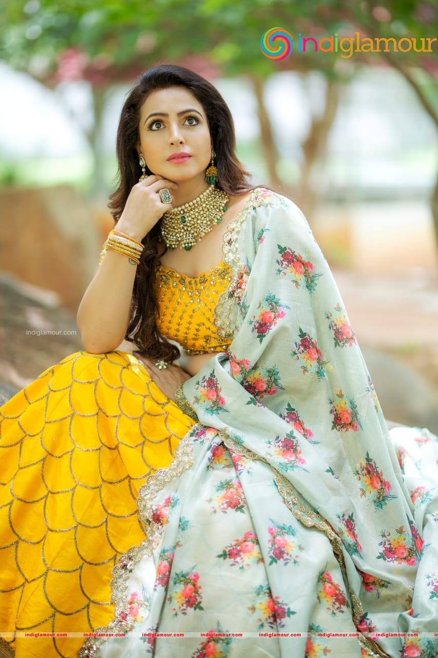 Nandini Rai Actress hd photo