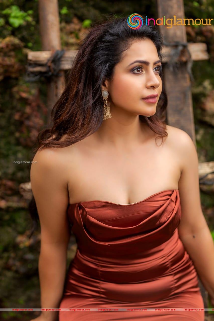 Nandini Rai Actress hd photo