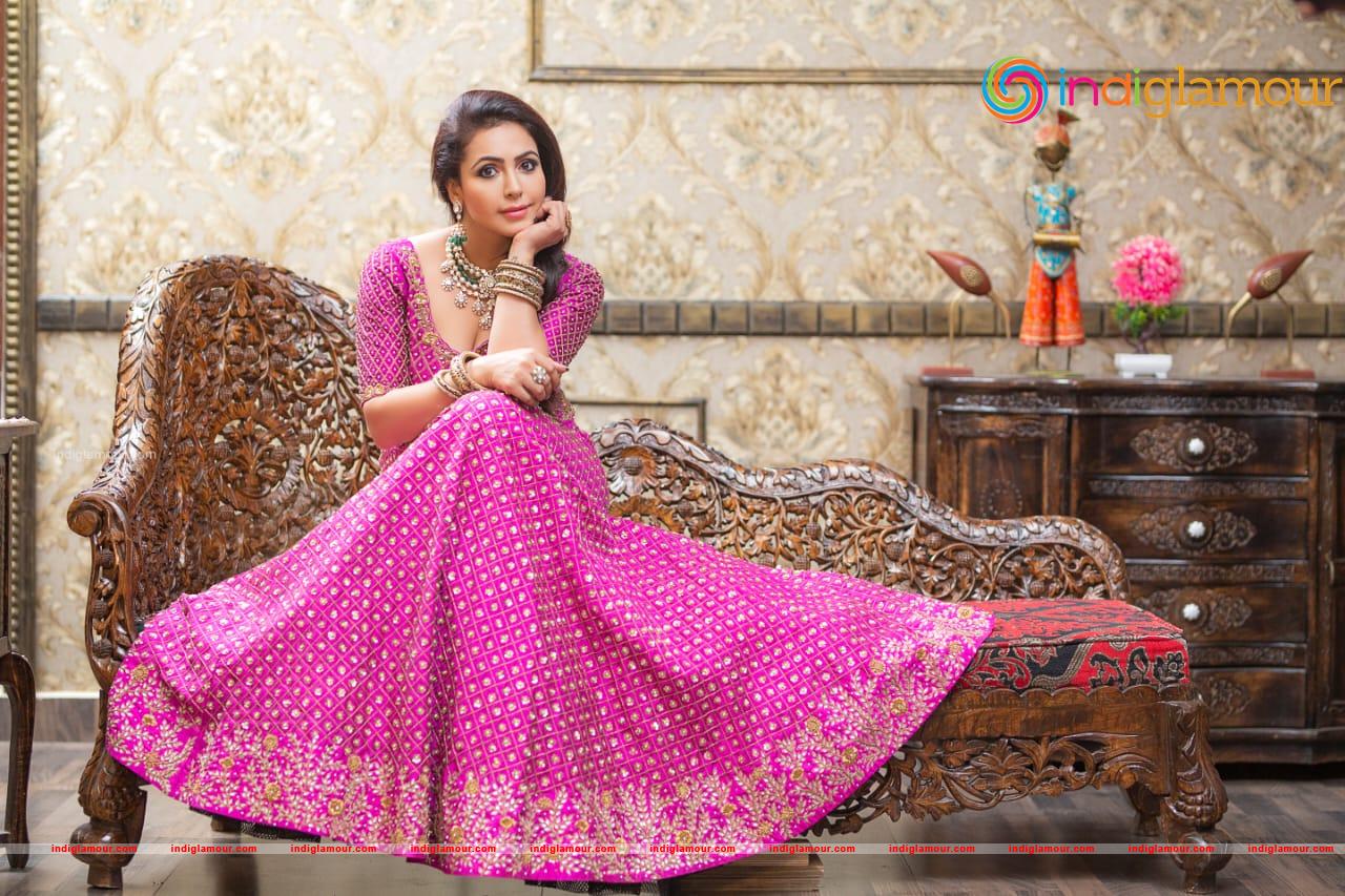 Nandini Rai Actress hd photo