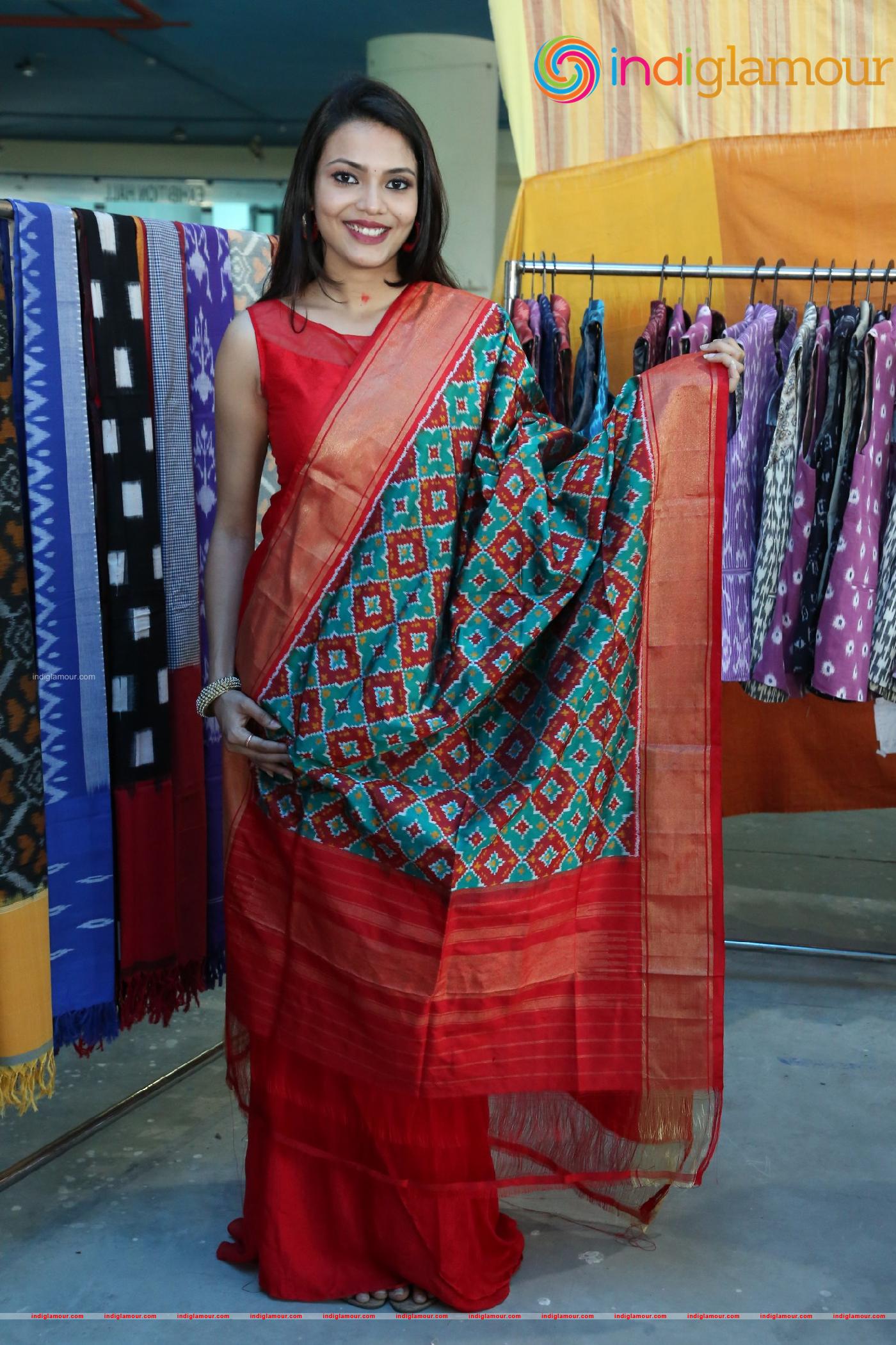 Sahithi Jadi Actress hd photo