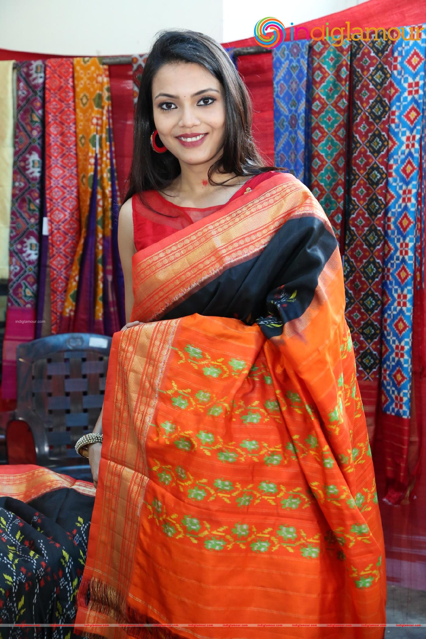 Sahithi Jadi Actress hd photo