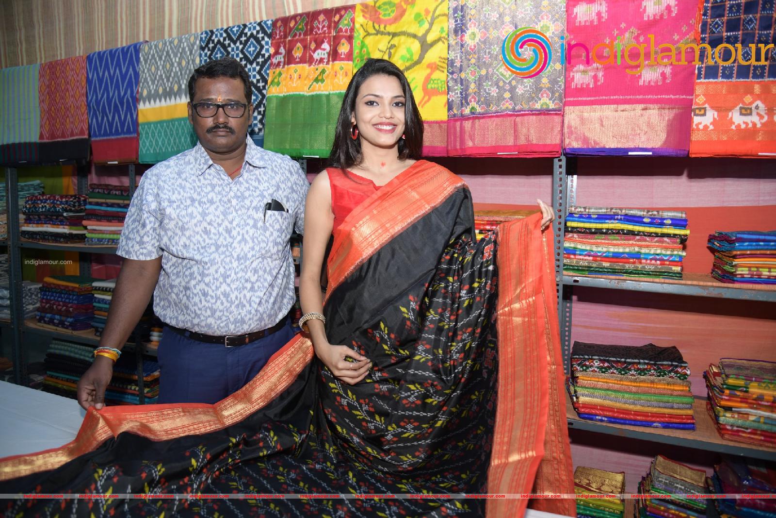 Sahithi Jadi Actress hd photo