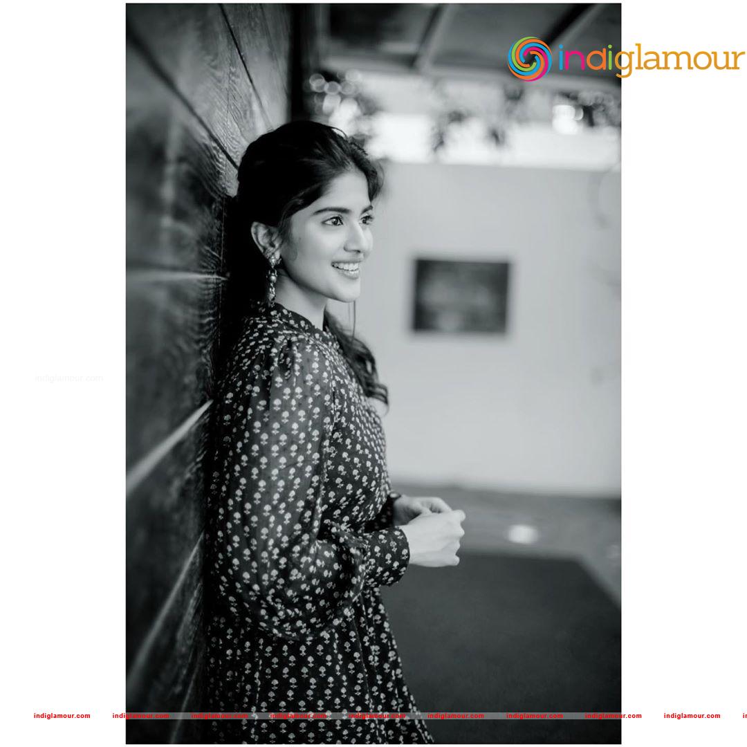 Megha Akash Actress hd photo