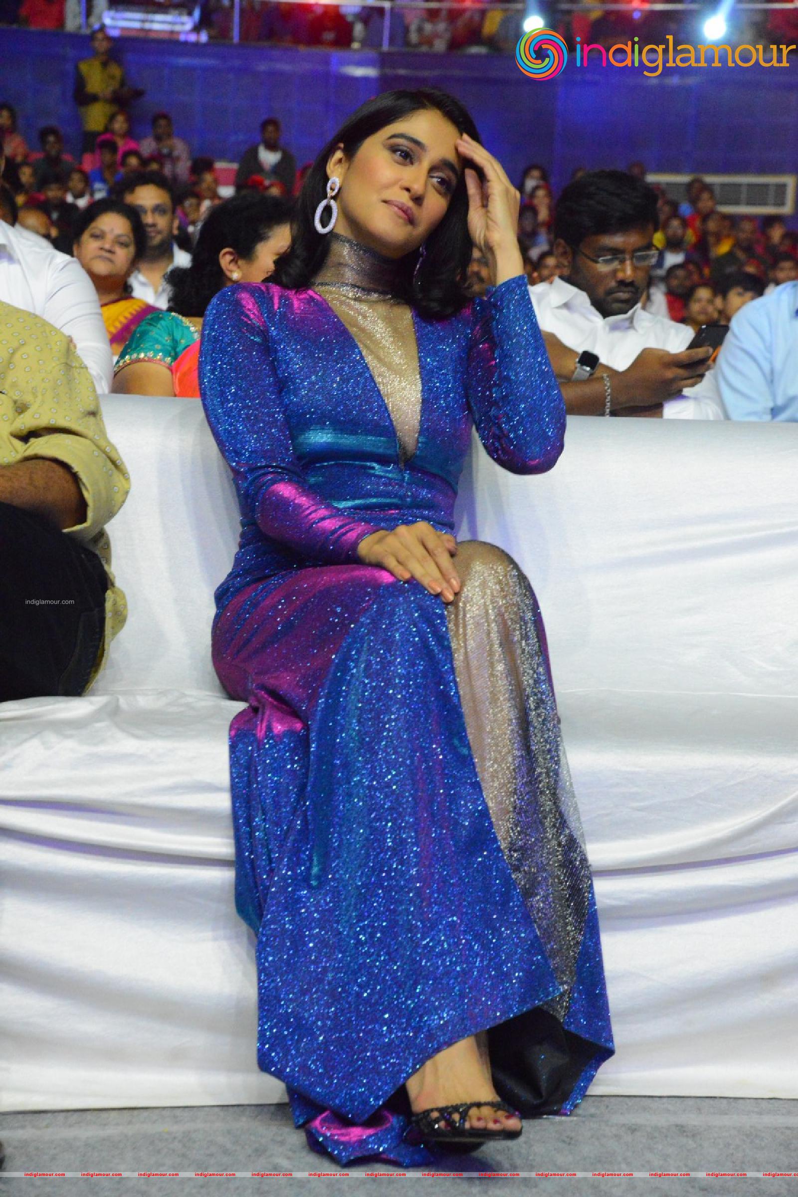 Regina Cassandra Actress hd photo