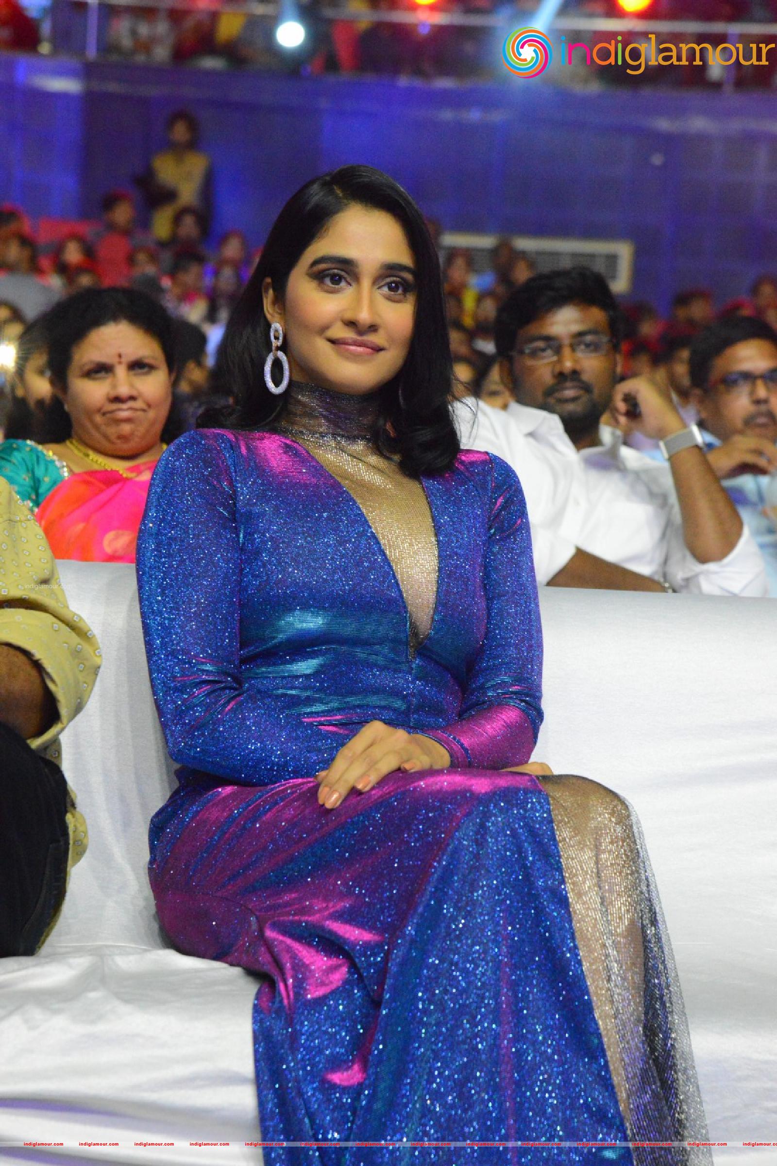 Regina Cassandra Actress hd photo