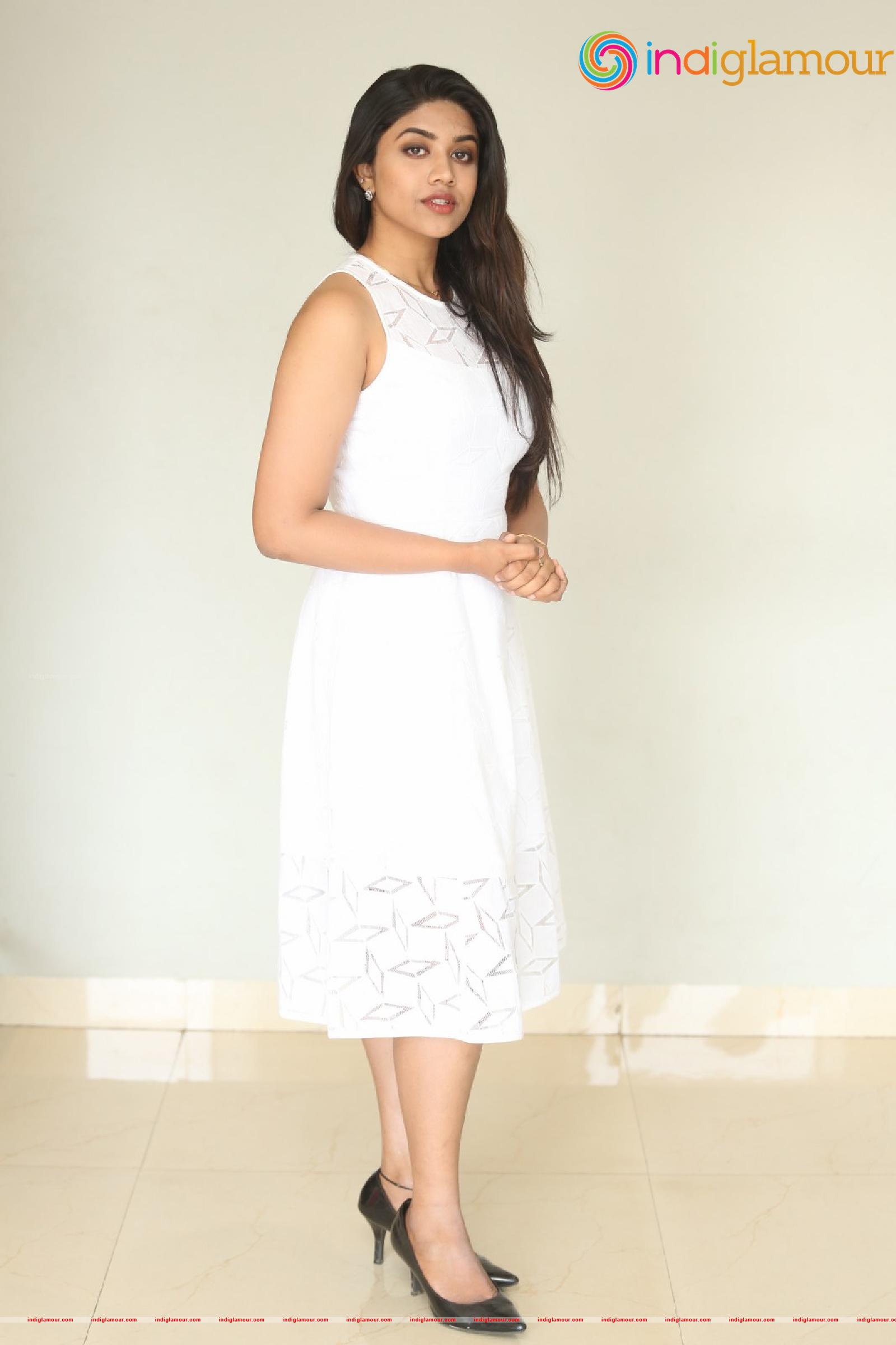 Malavika Satheesan Actress hd photo