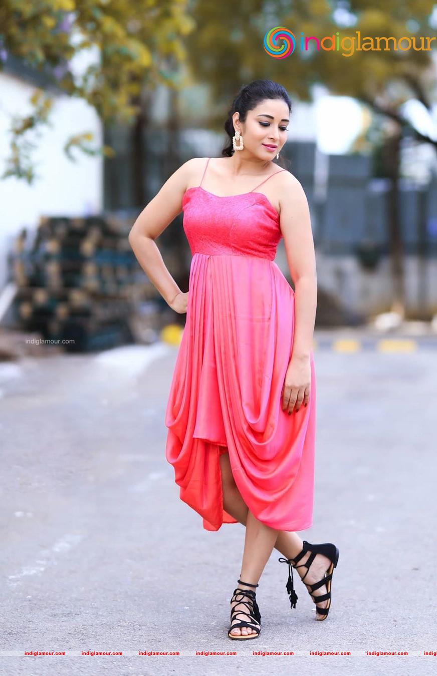 Bhanu Sri Actress hd photo