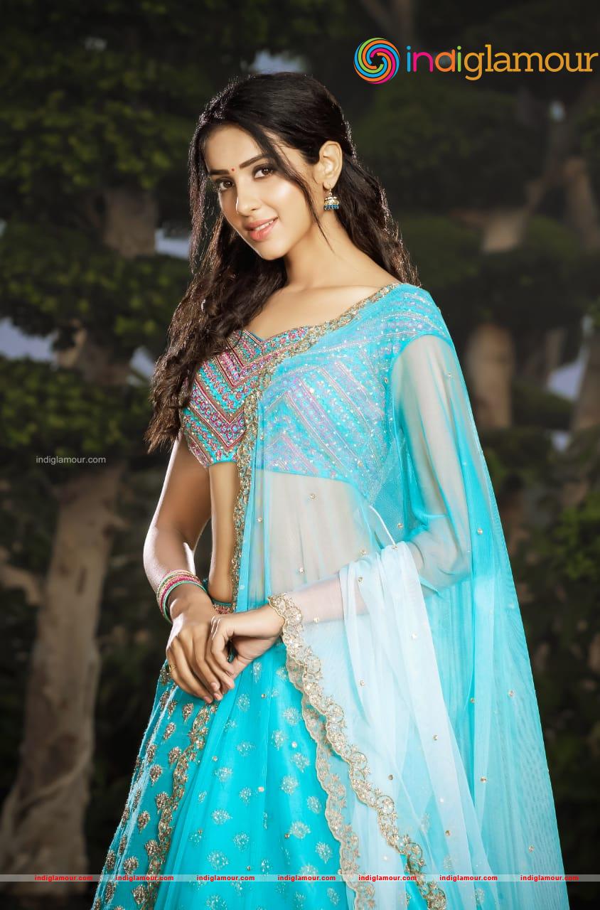 Riya Suman Actress hd photo