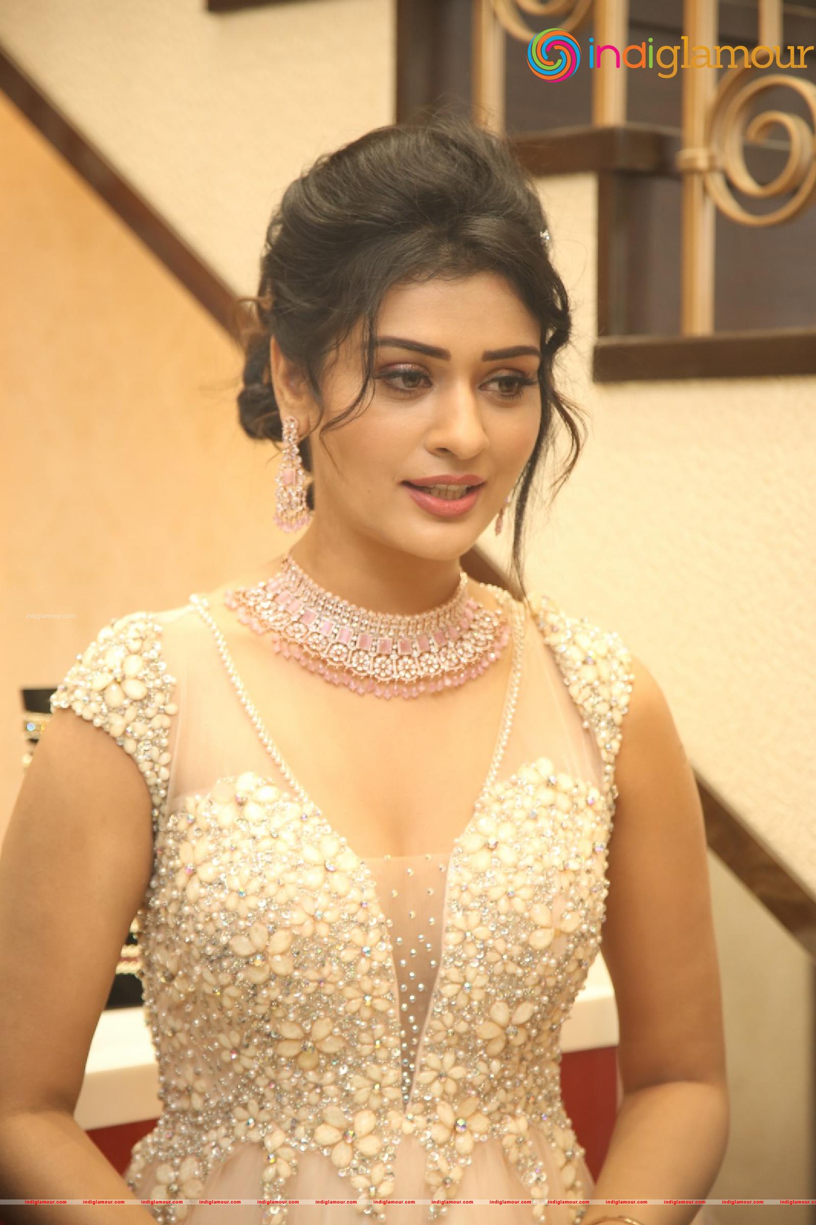 Payal Rajput Actress hd photo