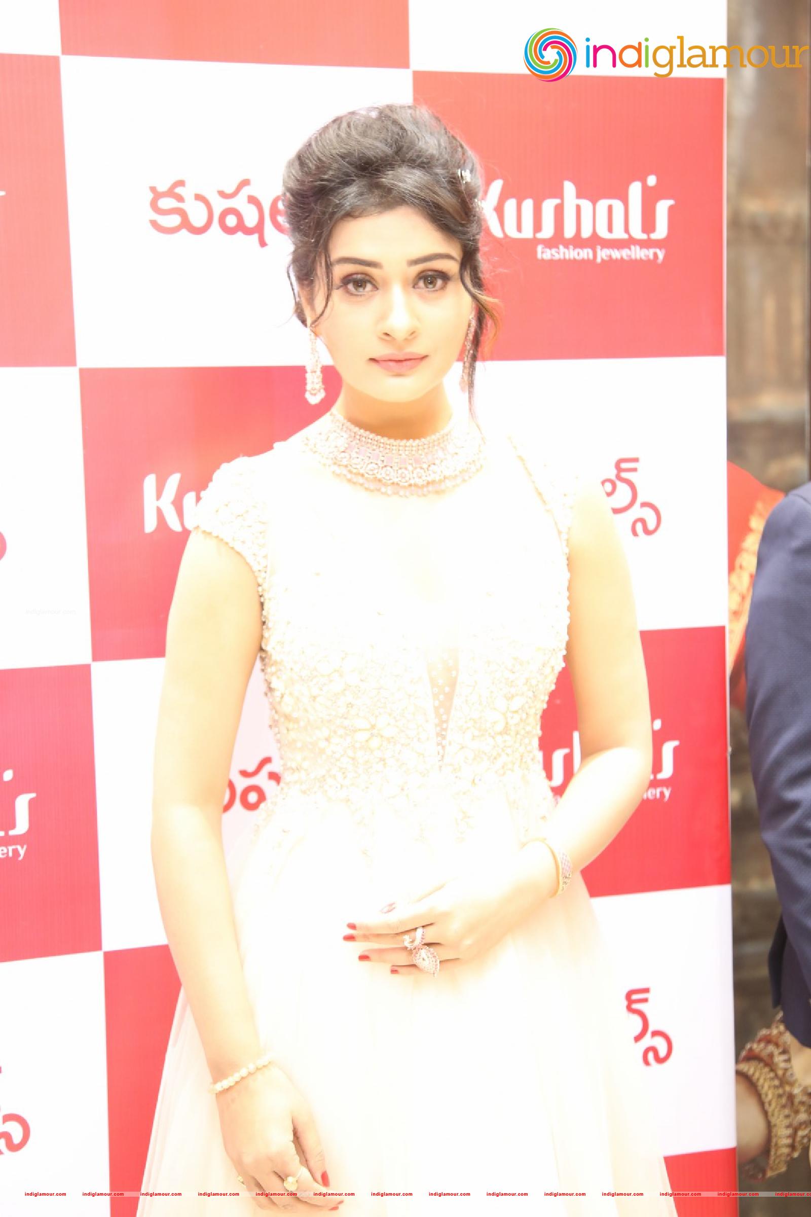 Payal Rajput Actress hd photo
