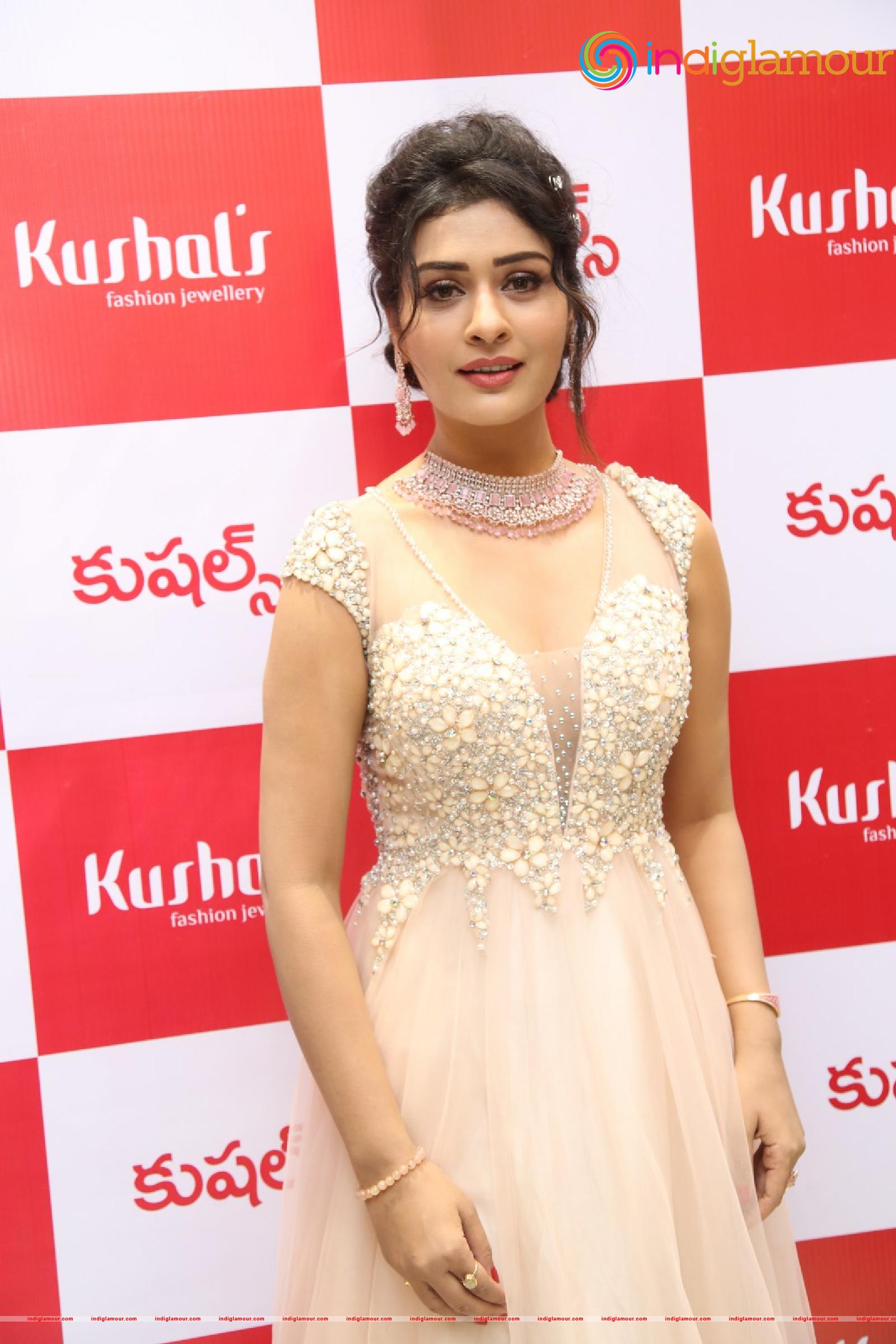 Payal Rajput Actress hd photo