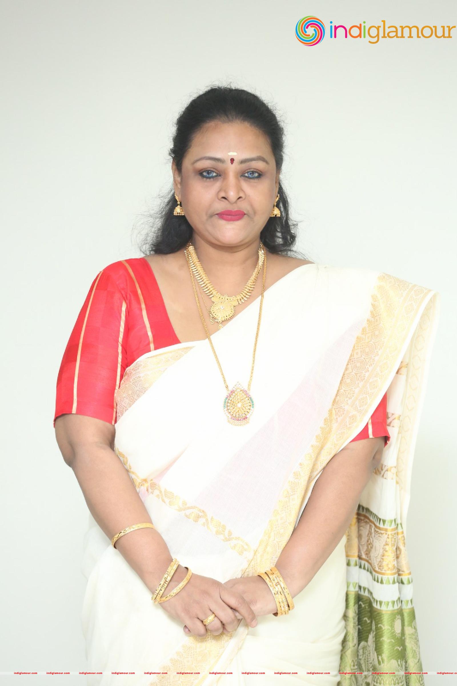 Shakeela Actress hd photo