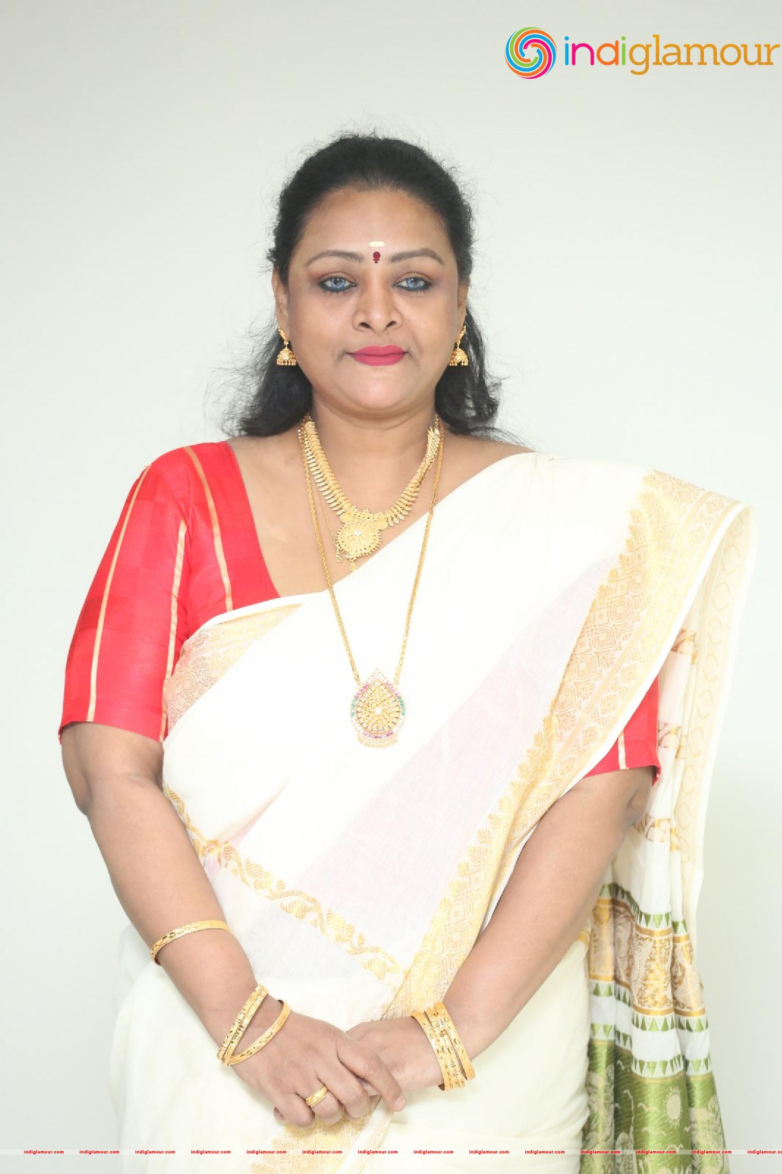 Shakeela Actress hd photo