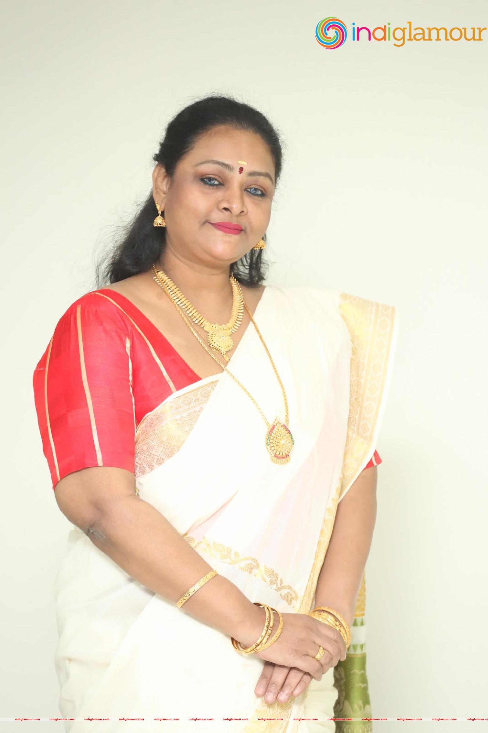 Shakeela Actress hd photo