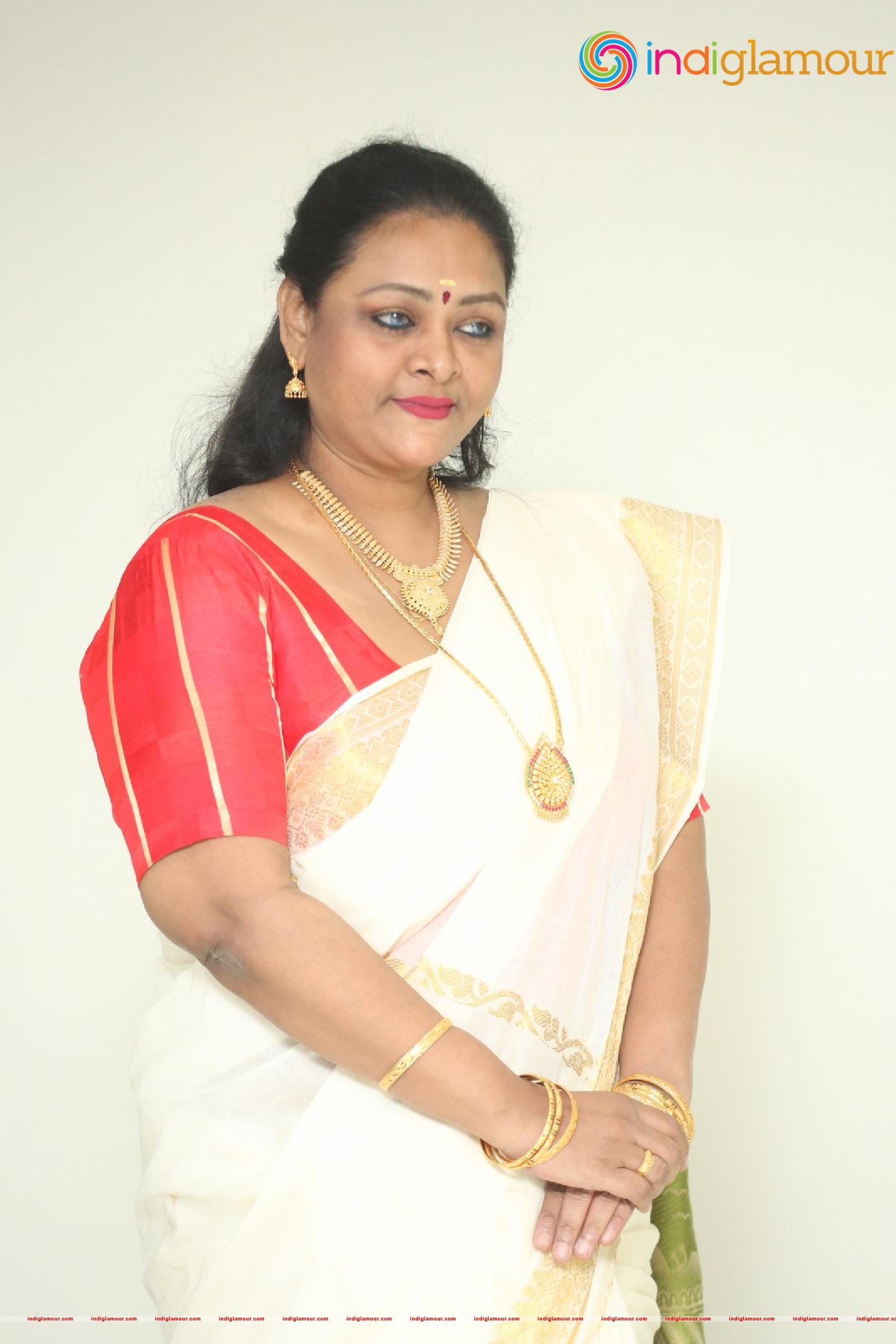 Shakeela Actress hd photo
