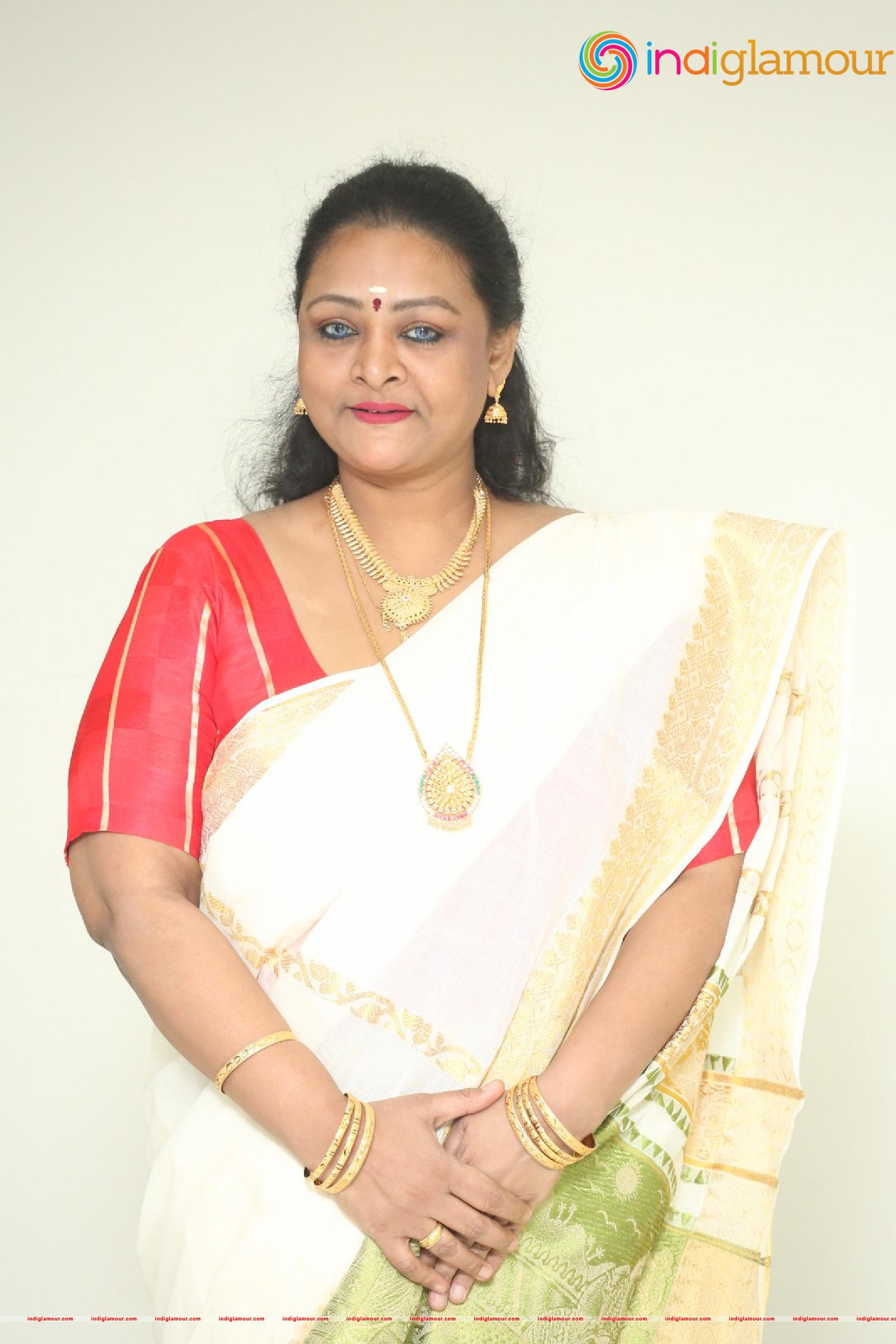 Shakeela Actress hd photo