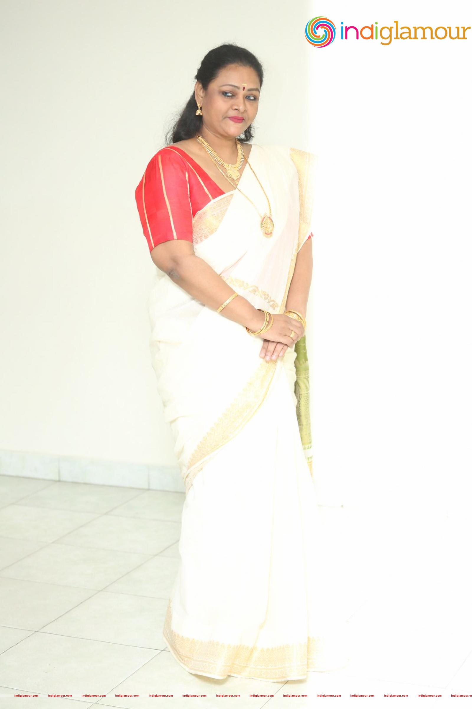 Shakeela Actress hd photo