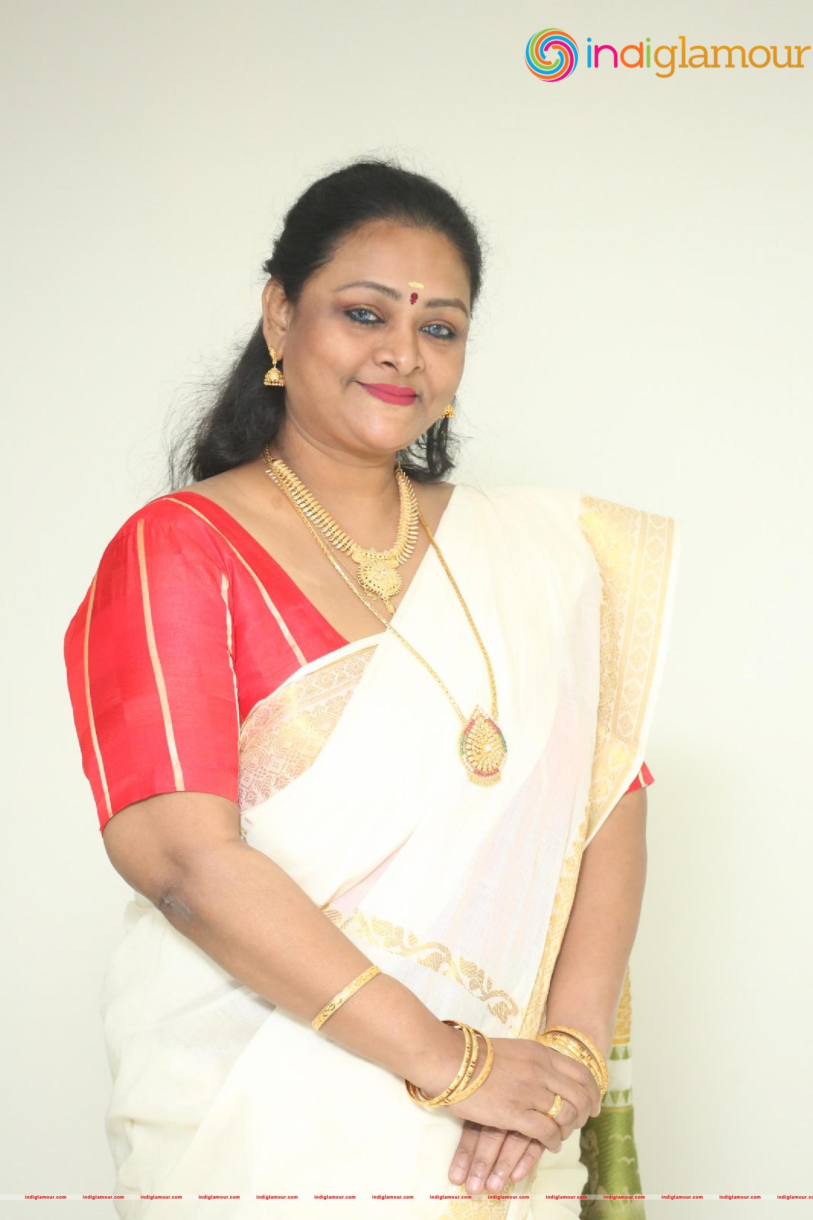 Shakeela Actress hd photo