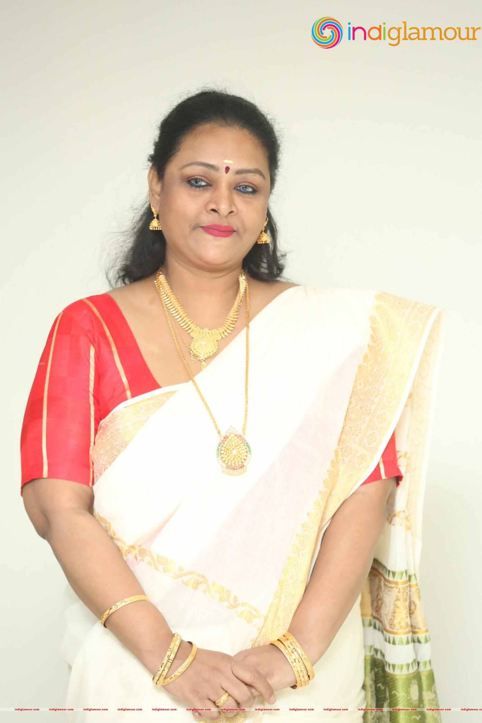 Shakeela Actress hd photo