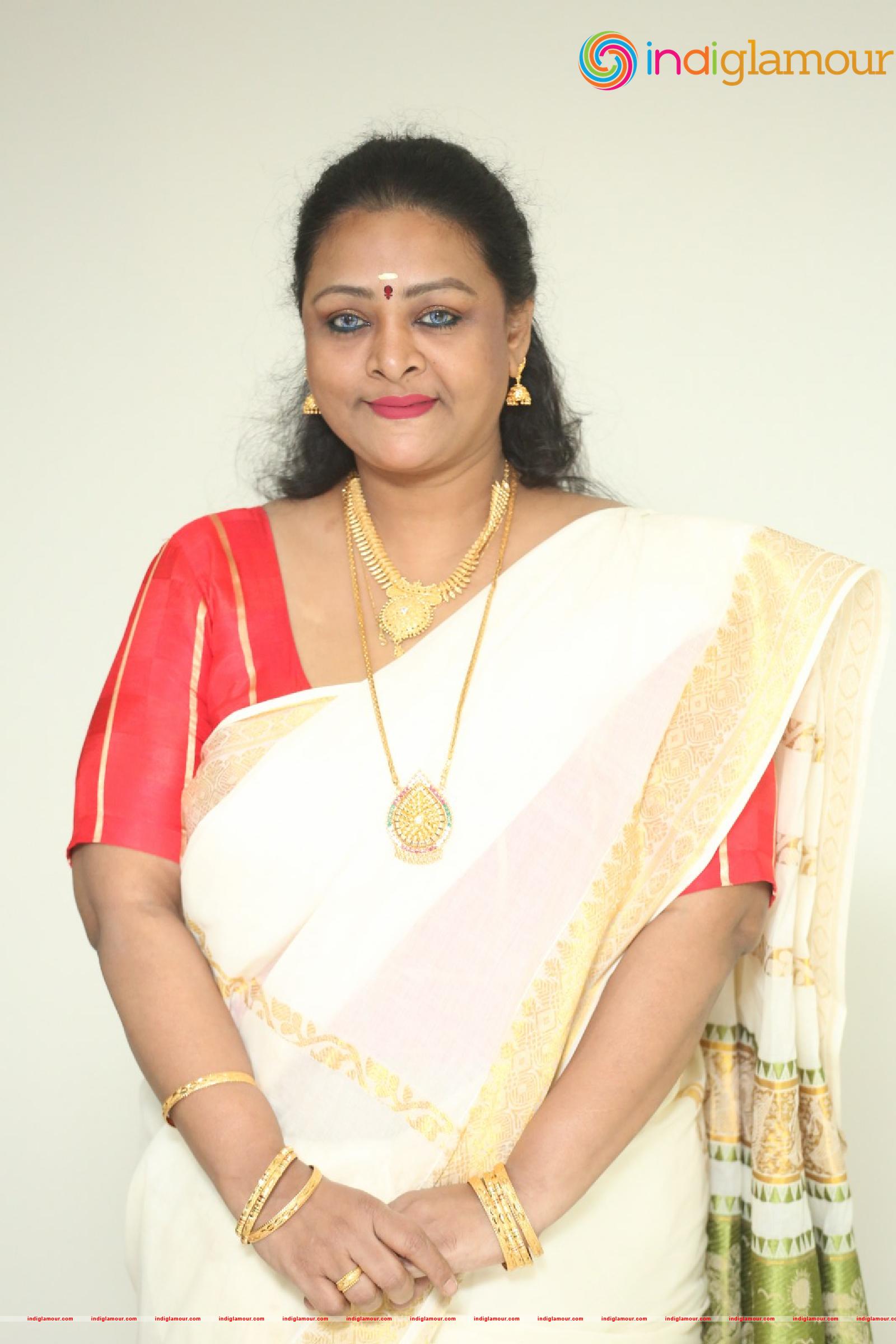 Shakeela Actress hd photo