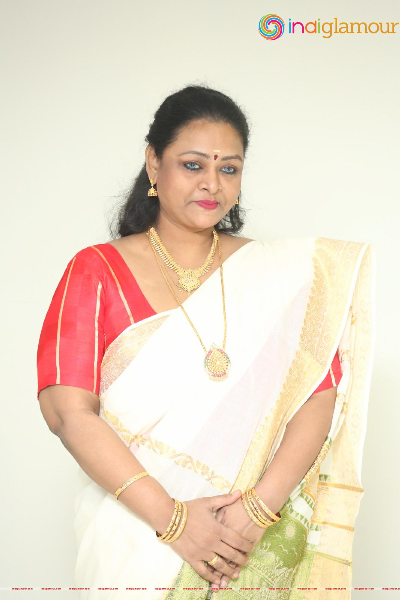 Shakeela Actress hd photo