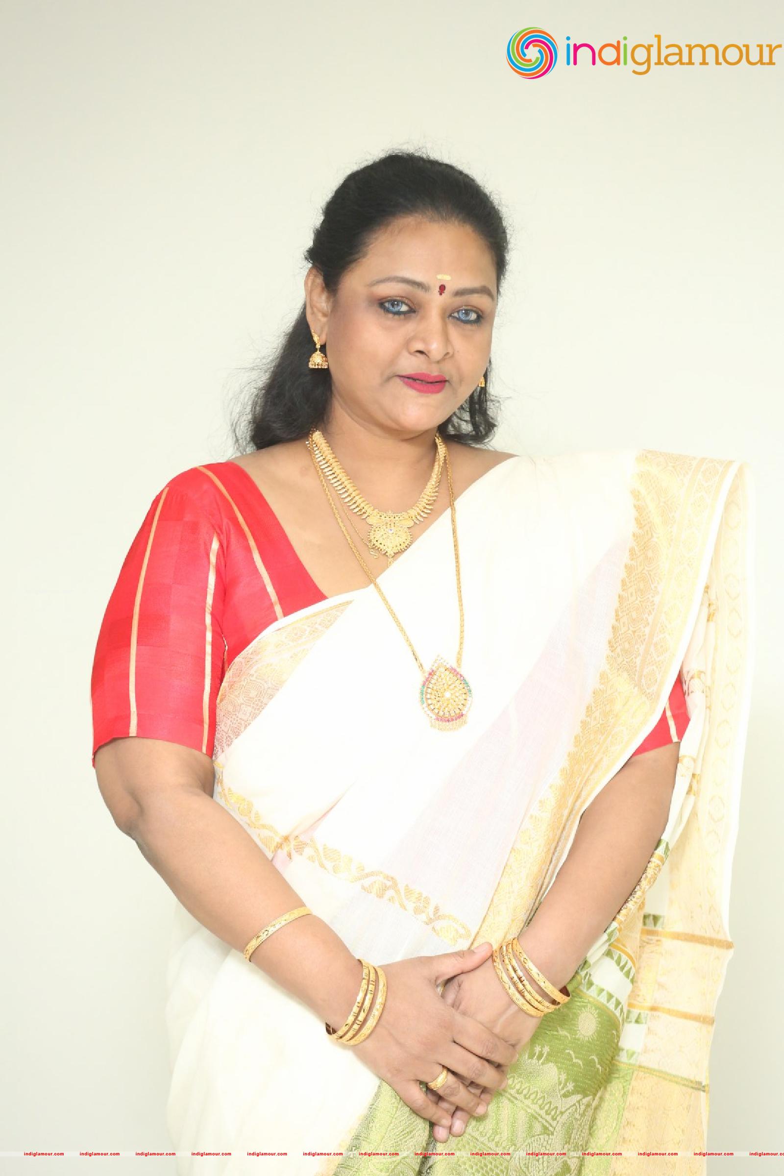 Shakeela Actress hd photo