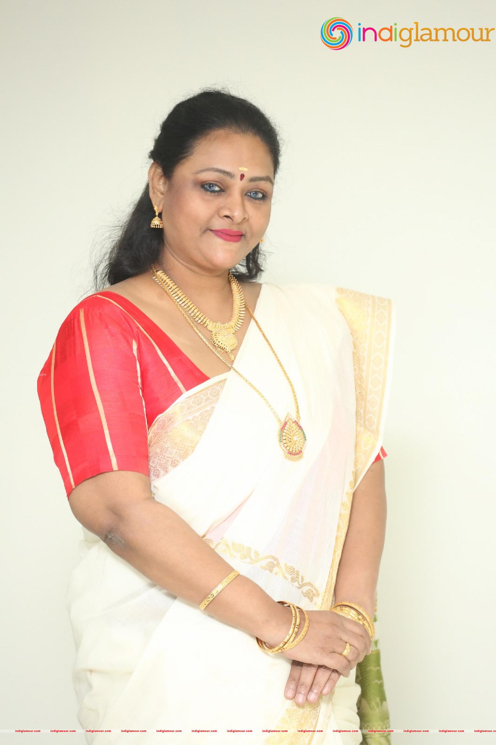Shakeela Actress hd photo
