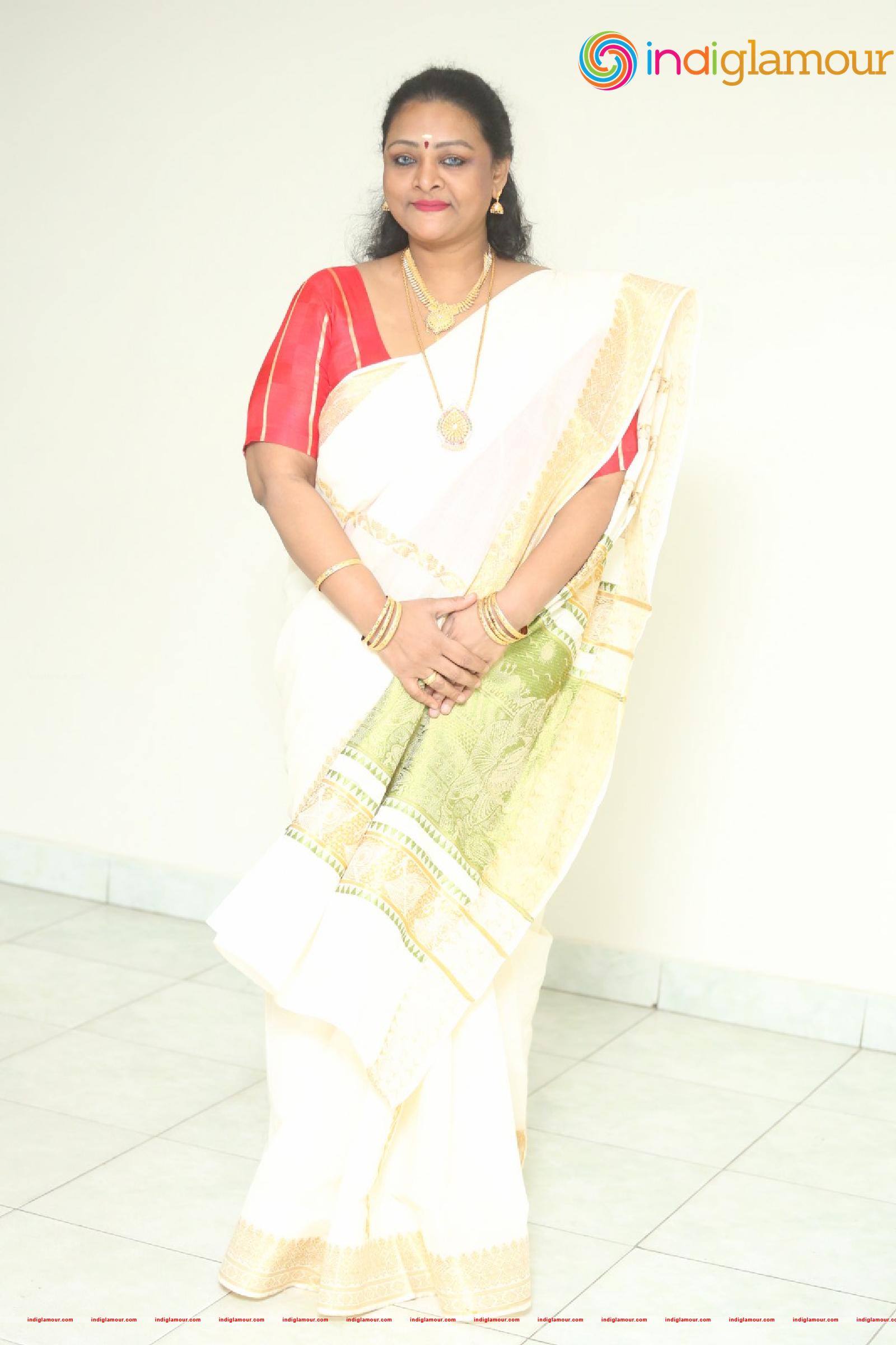 Shakeela Actress hd photo