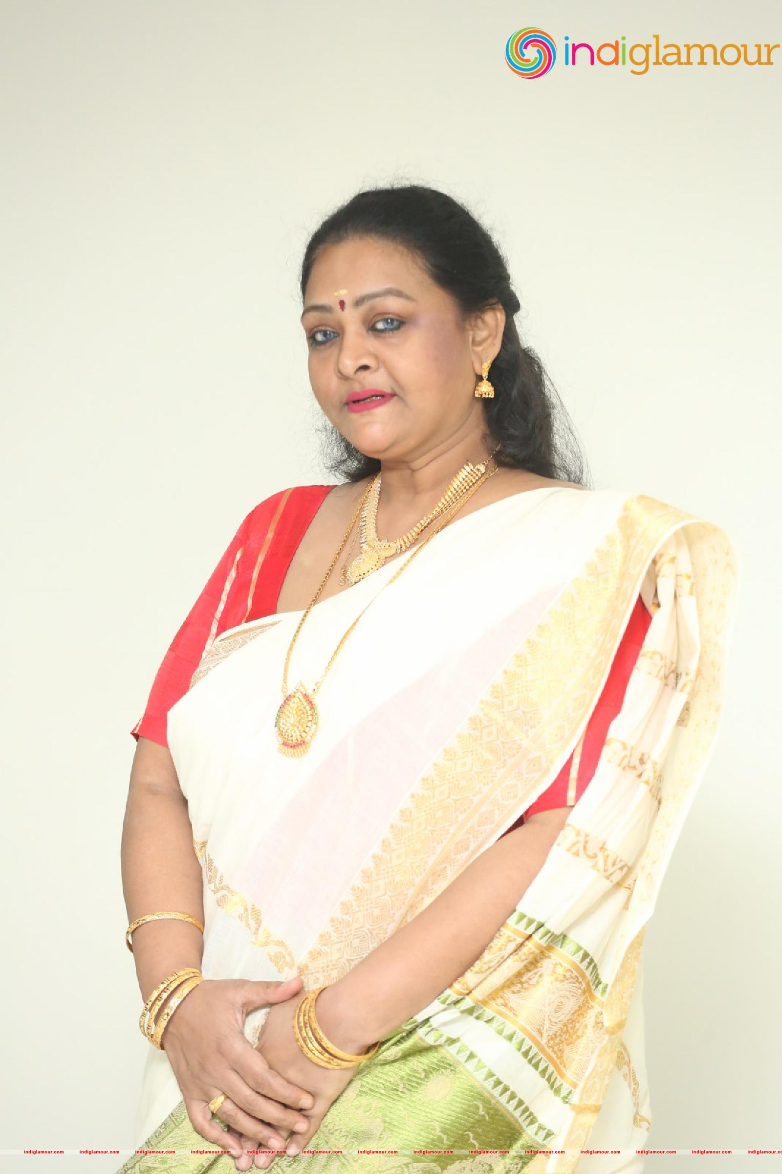 Shakeela Actress hd photo