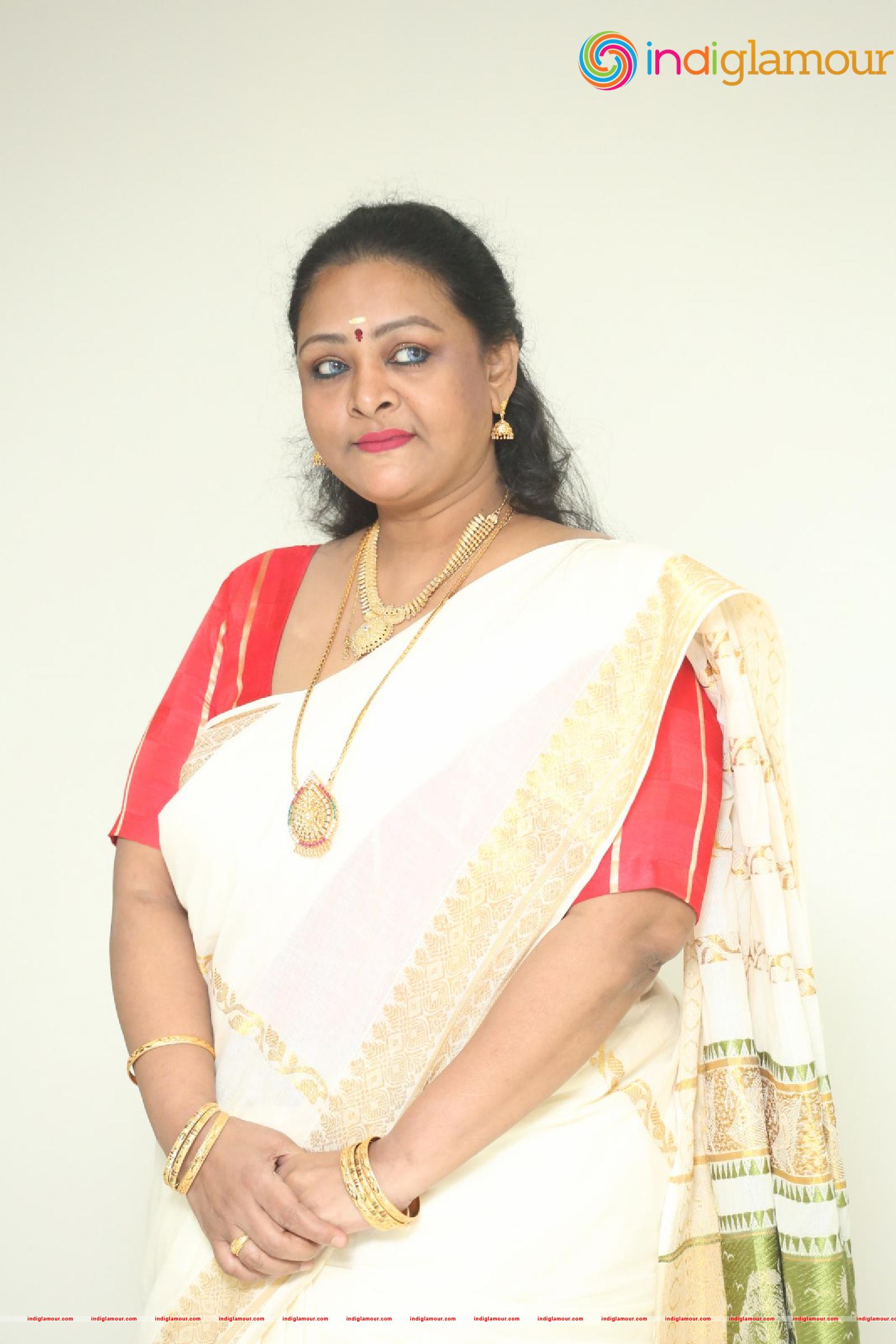 Shakeela Actress hd photo