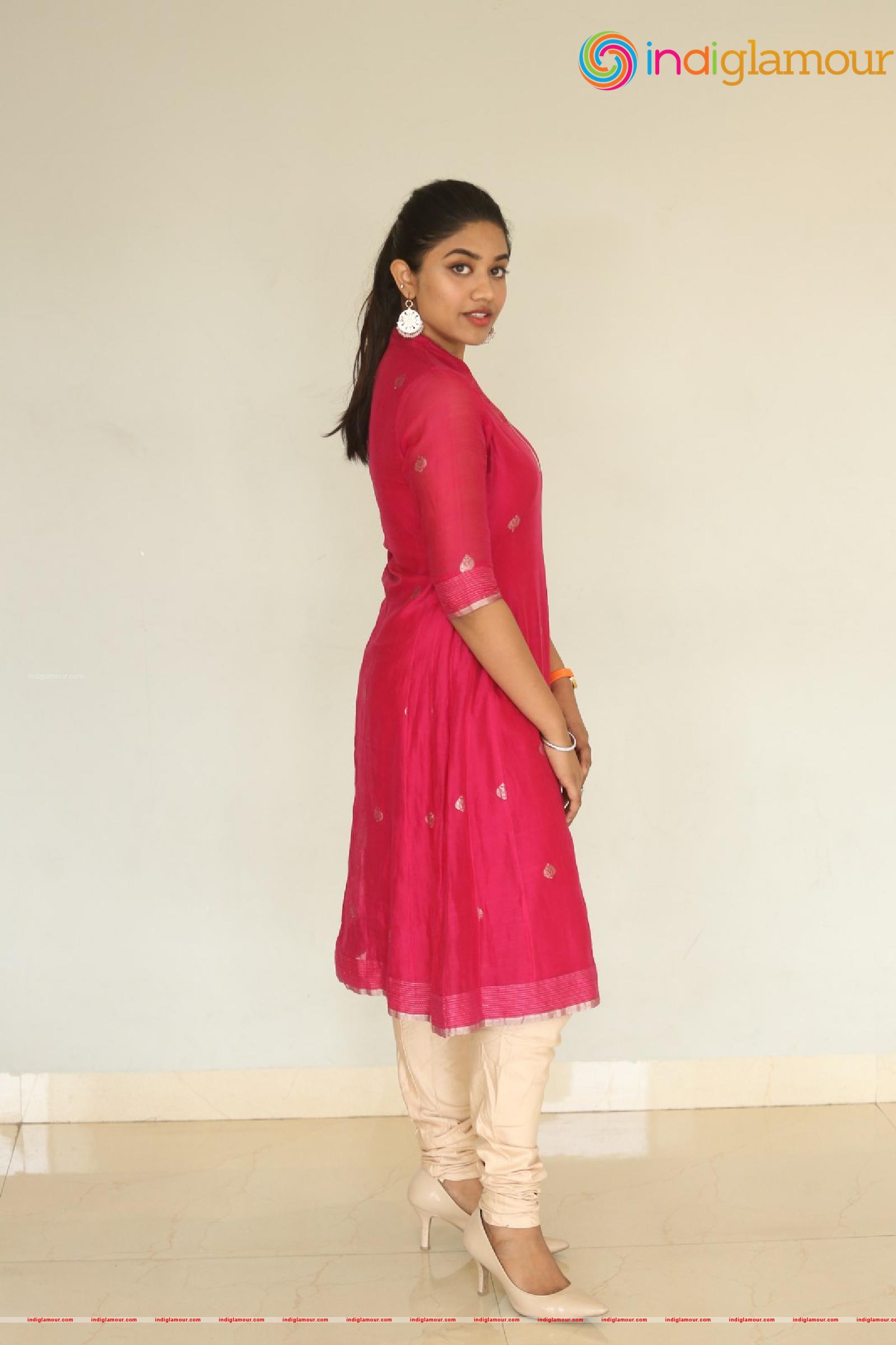 Malavika Satheesan Actress hd photo