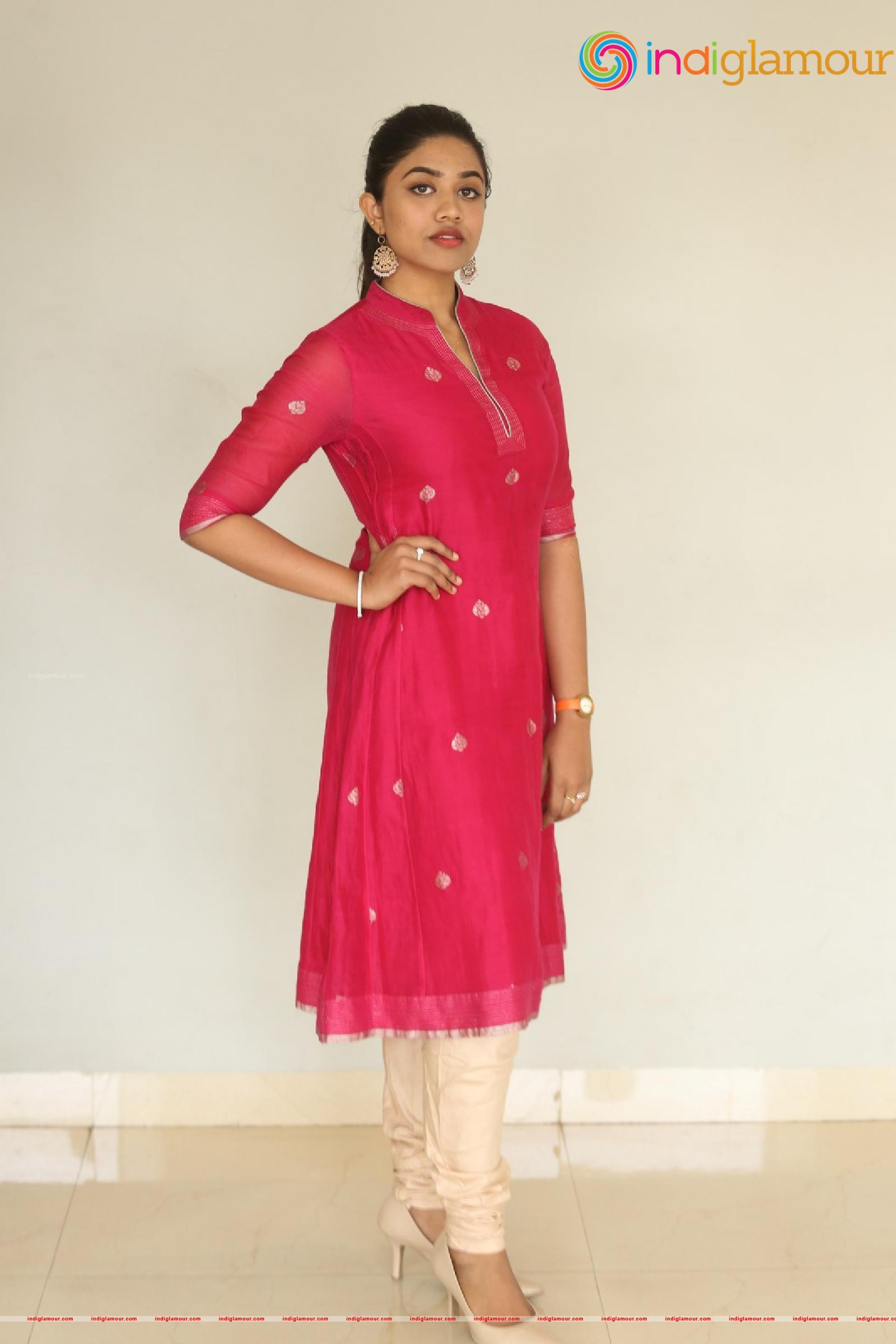 Malavika Satheesan Actress hd photo