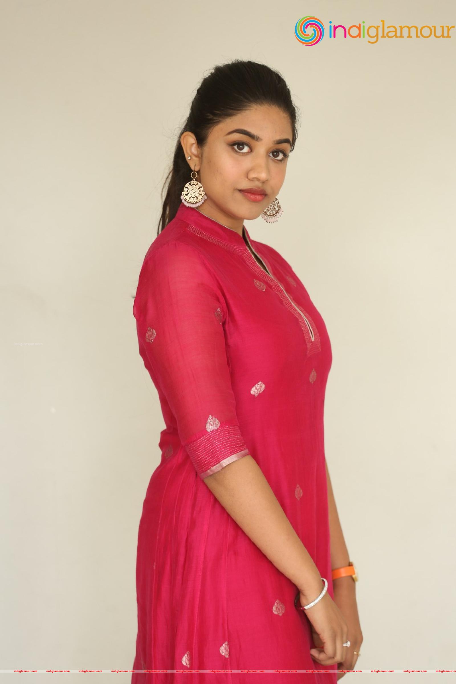 Malavika Satheesan Actress hd photo