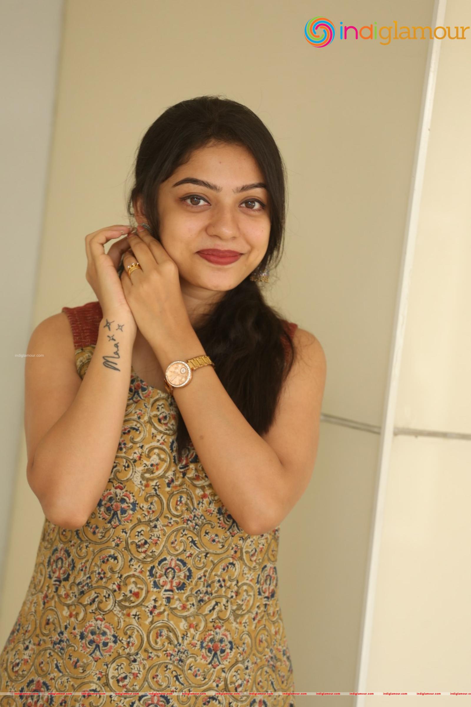 Varsha Bollamma Actress hd photo