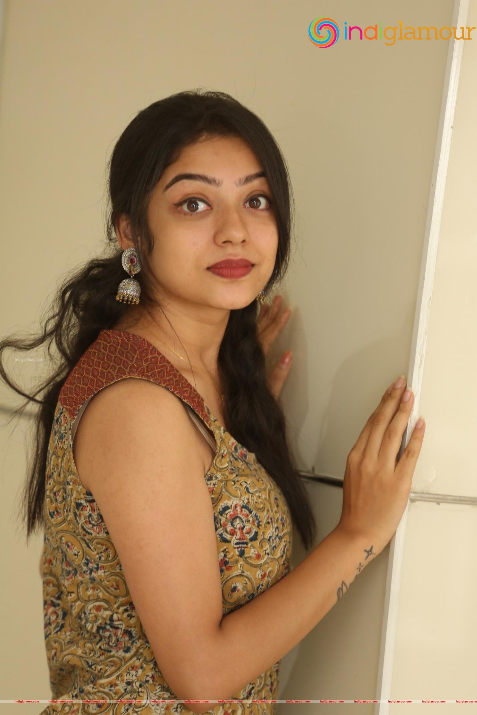Varsha Bollamma Actress hd photo