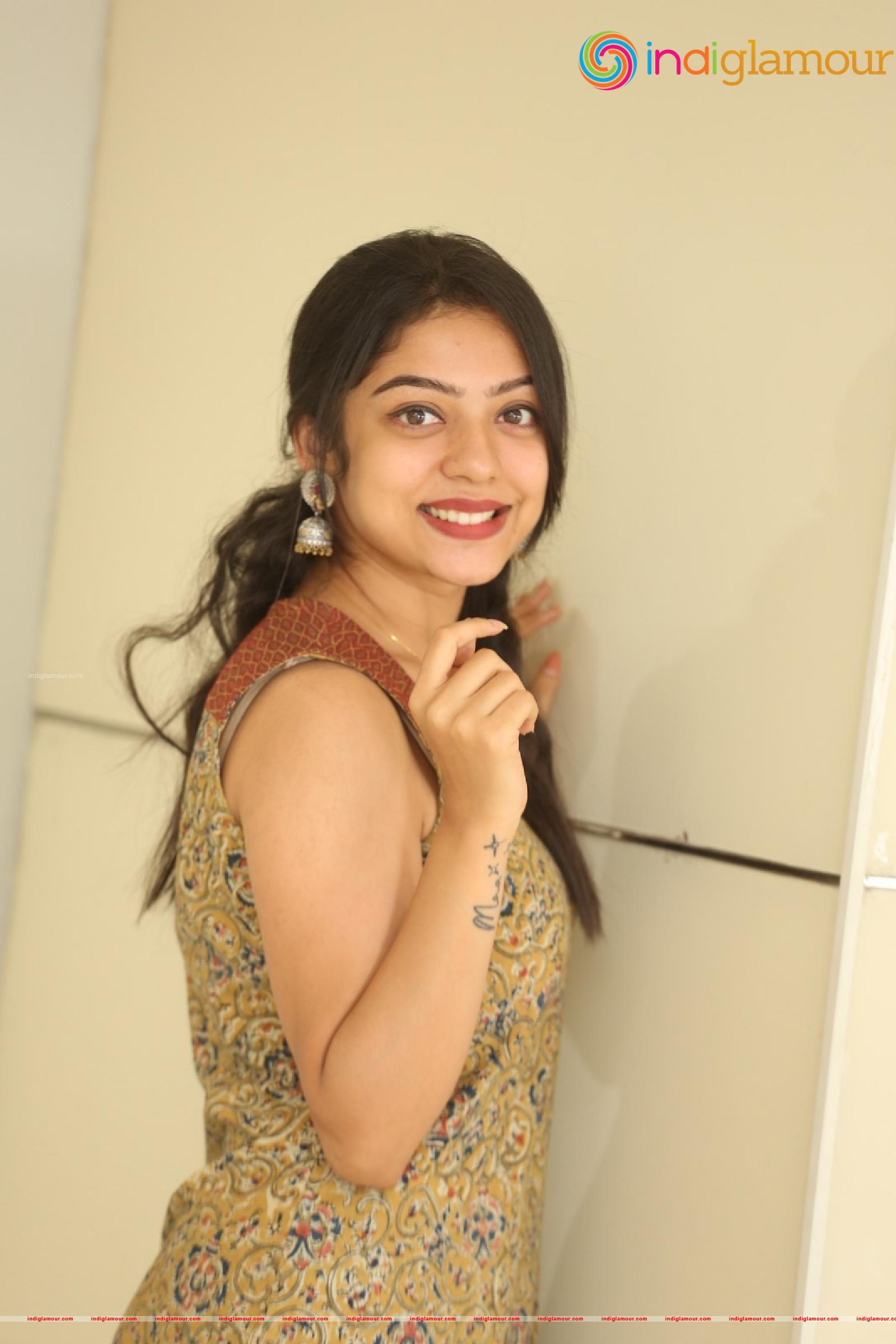 Varsha Bollamma Actress hd photo