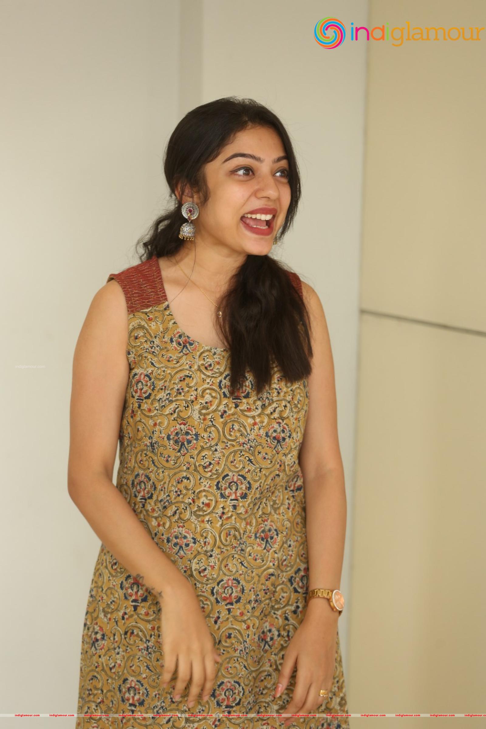 Varsha Bollamma Actress hd photo