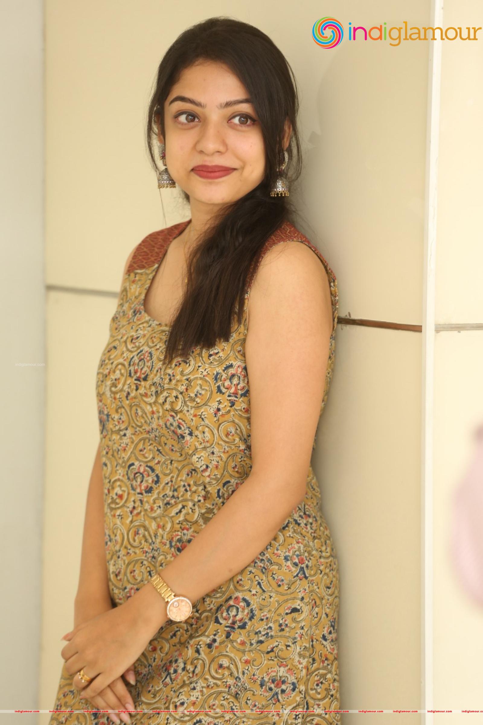 Varsha Bollamma Actress hd photo