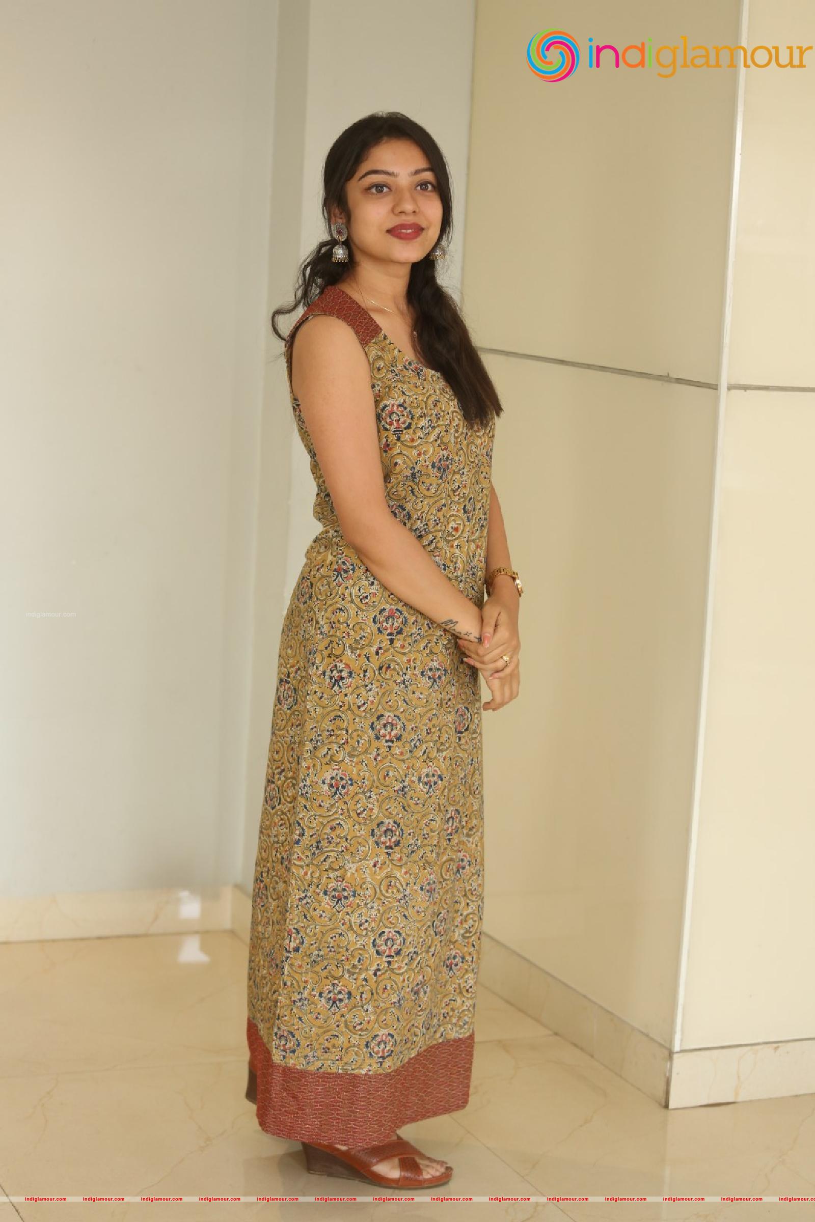 Varsha Bollamma Actress hd photo