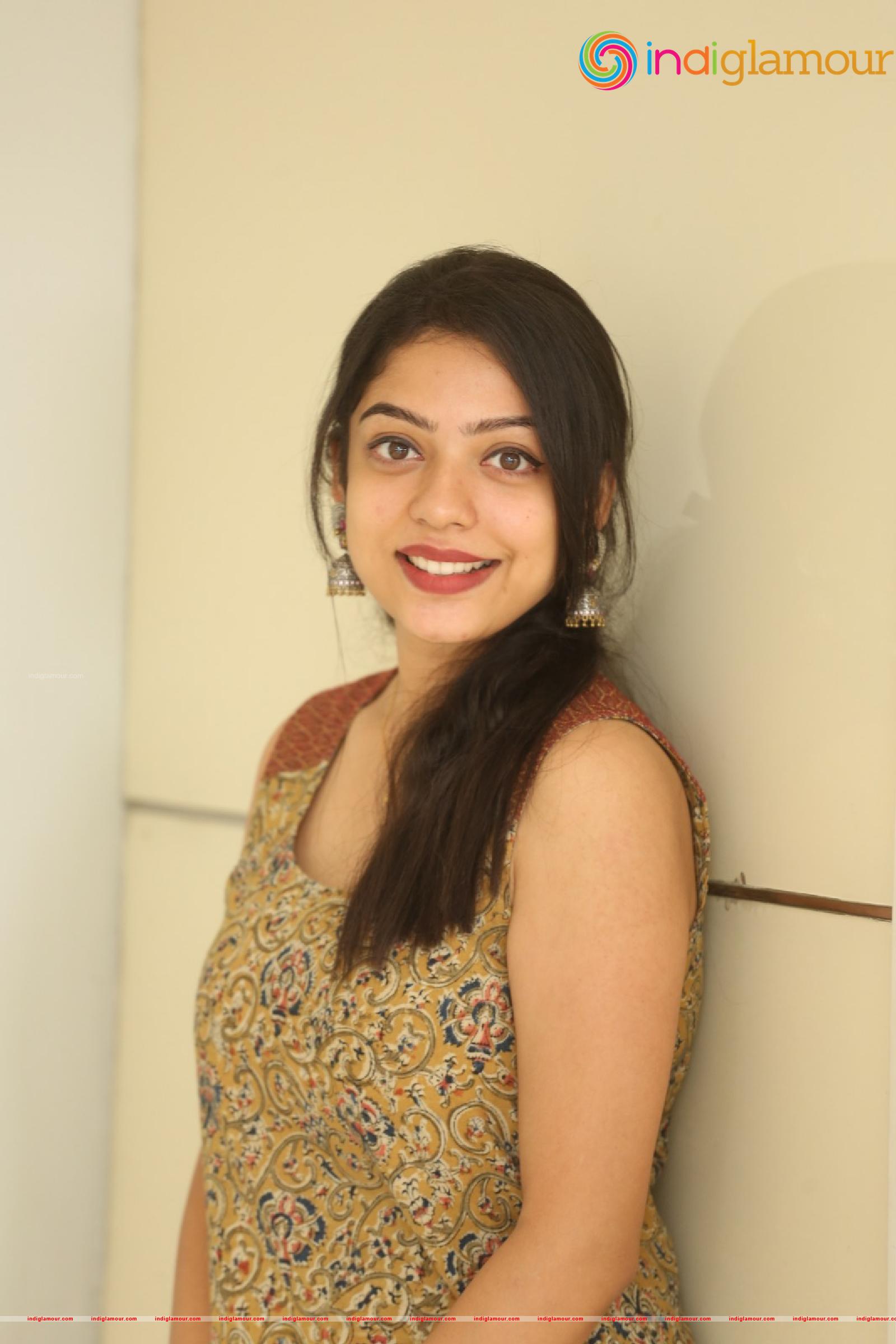 Varsha Bollamma Actress hd photo